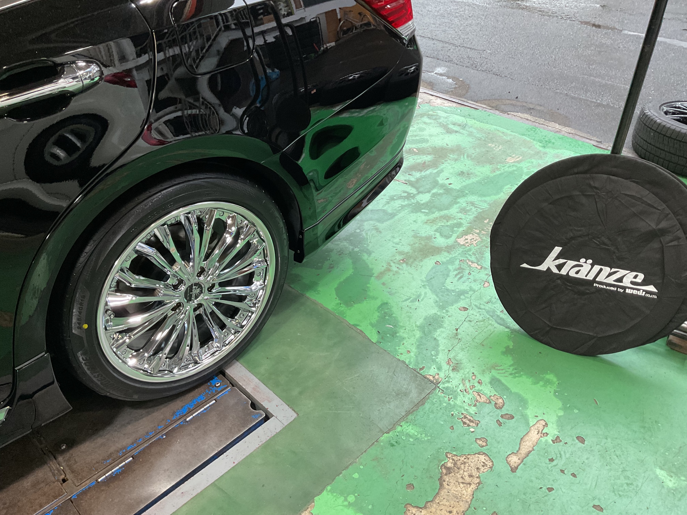 クラウンマジェスタに19インチKRANZE、ダウンサス取付。 | テクニカル