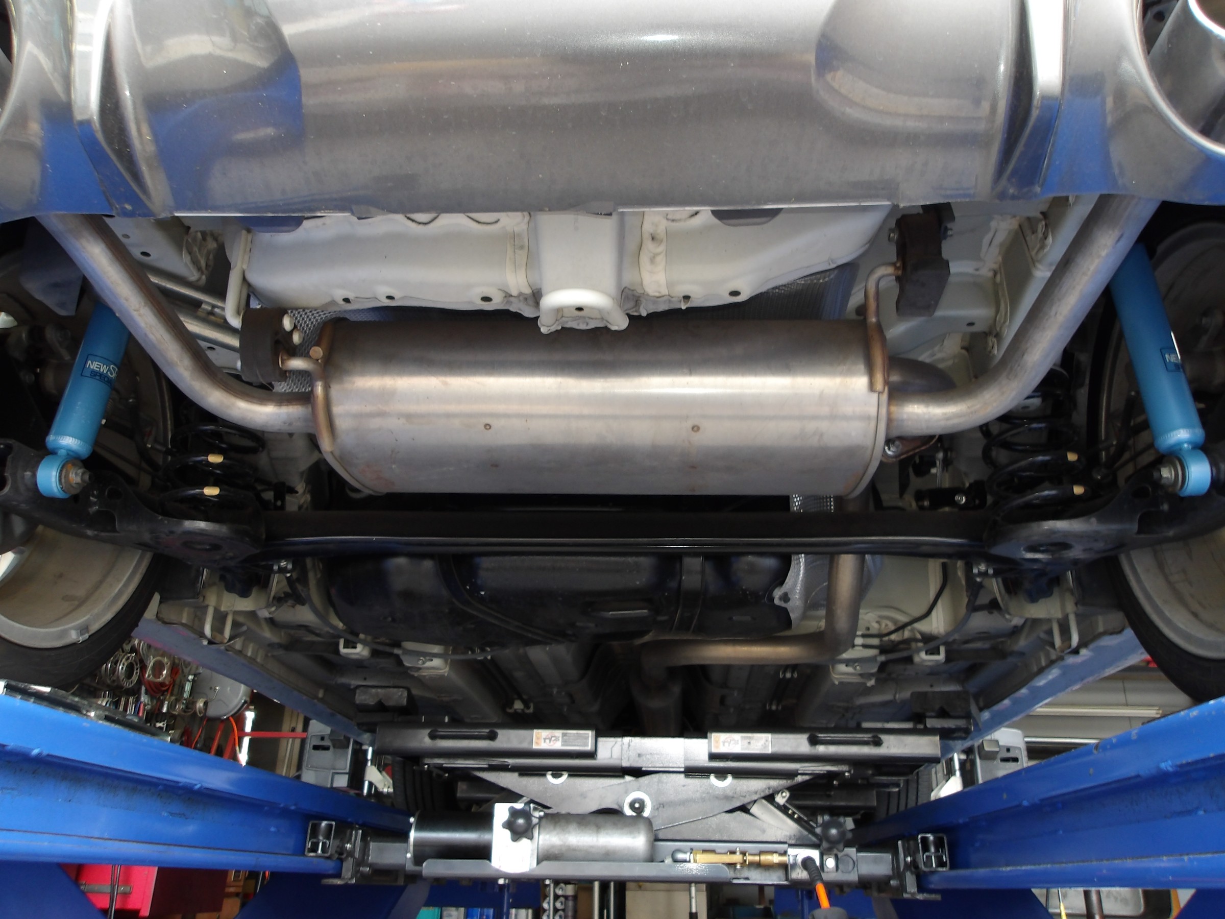 スイフトスポーツ（ZC32S）KYB製ショックアブソーバー「ニューSR