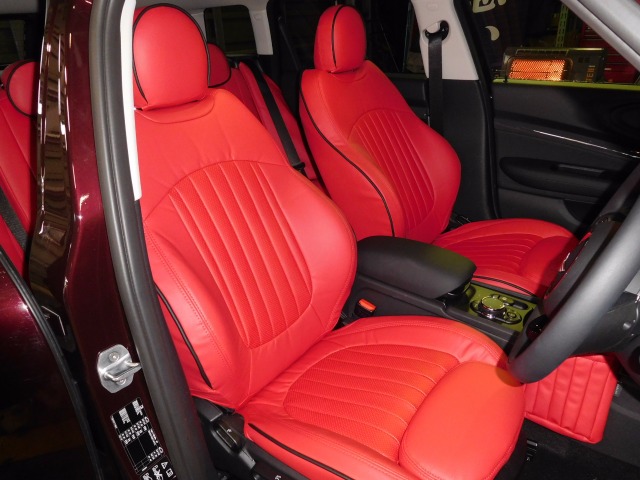 MINI F54 クラブマン にシートカバー取付作業 ／ CABANA（カバナ