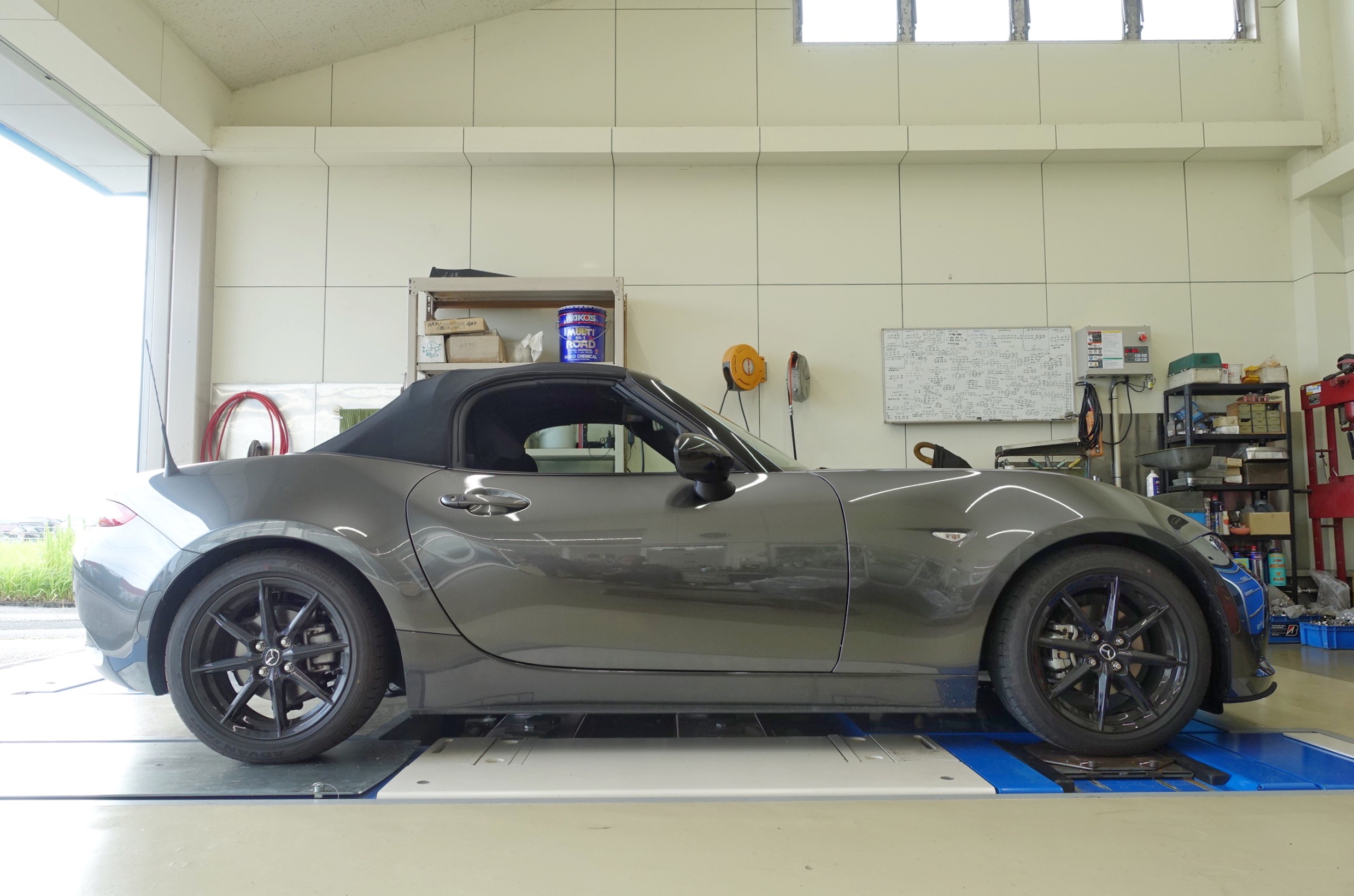 当店一番人気の車高調はNDロードスターでも一番人気！マツダ