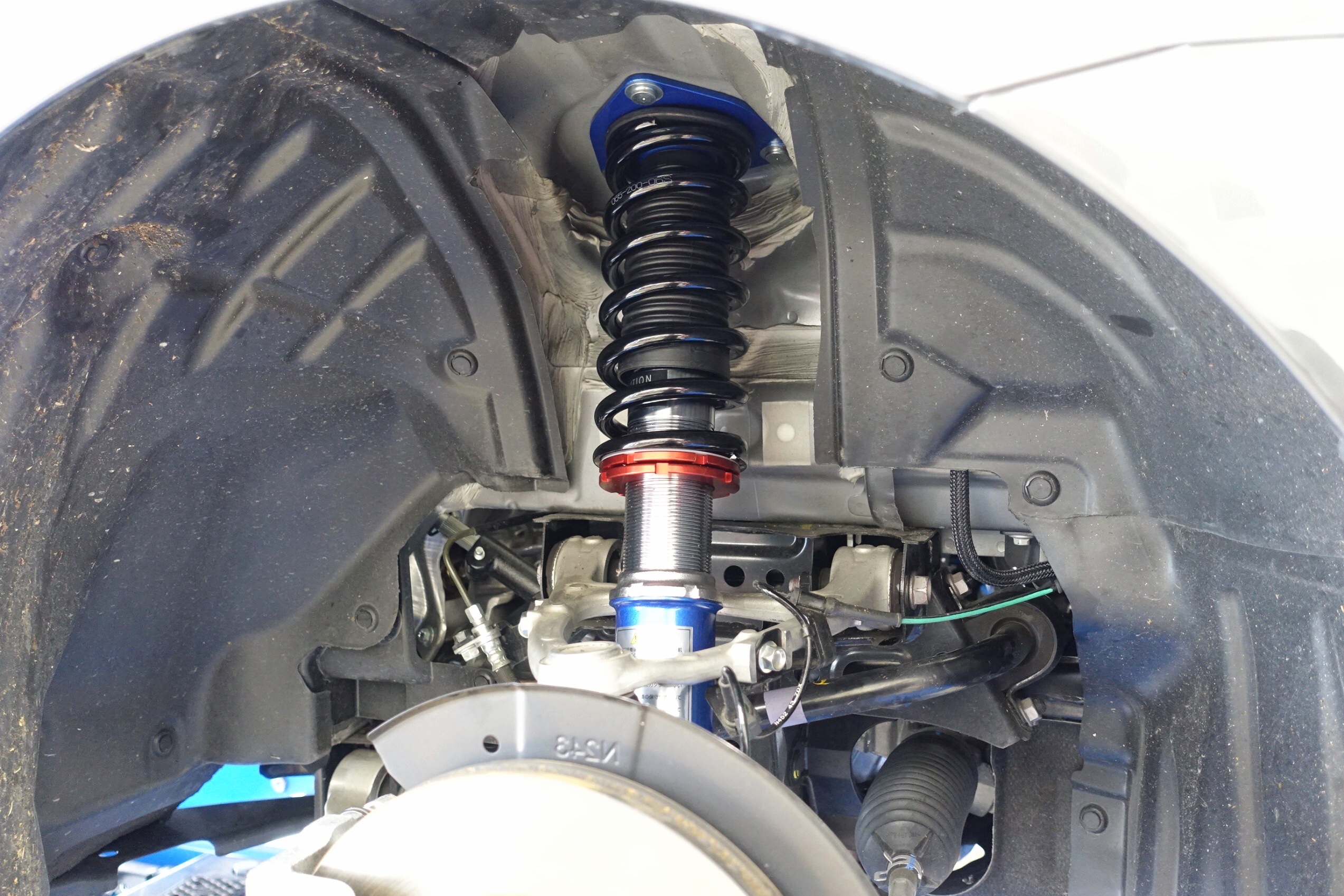 当店一番人気の車高調はNDロードスターでも一番人気！マツダ