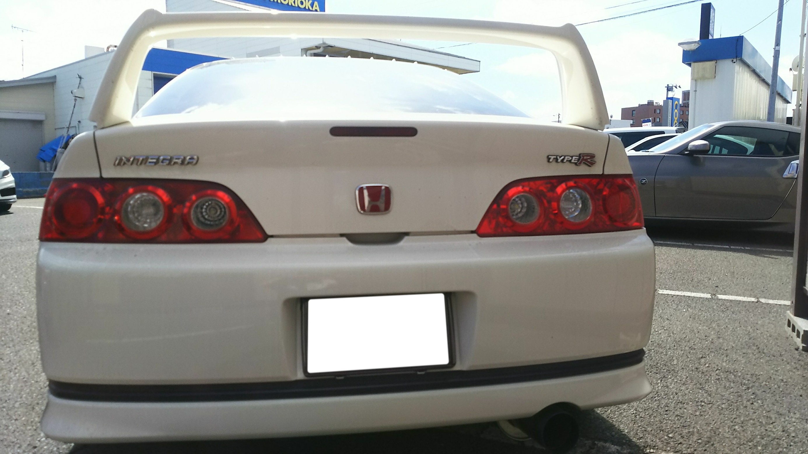 Dc5インテグラtype Rへドアスタビライザー ホンダ インテグラ タイプr その他パーツ カスタマイズ 事例集 コクピット モリオカ お店の得意技紹介