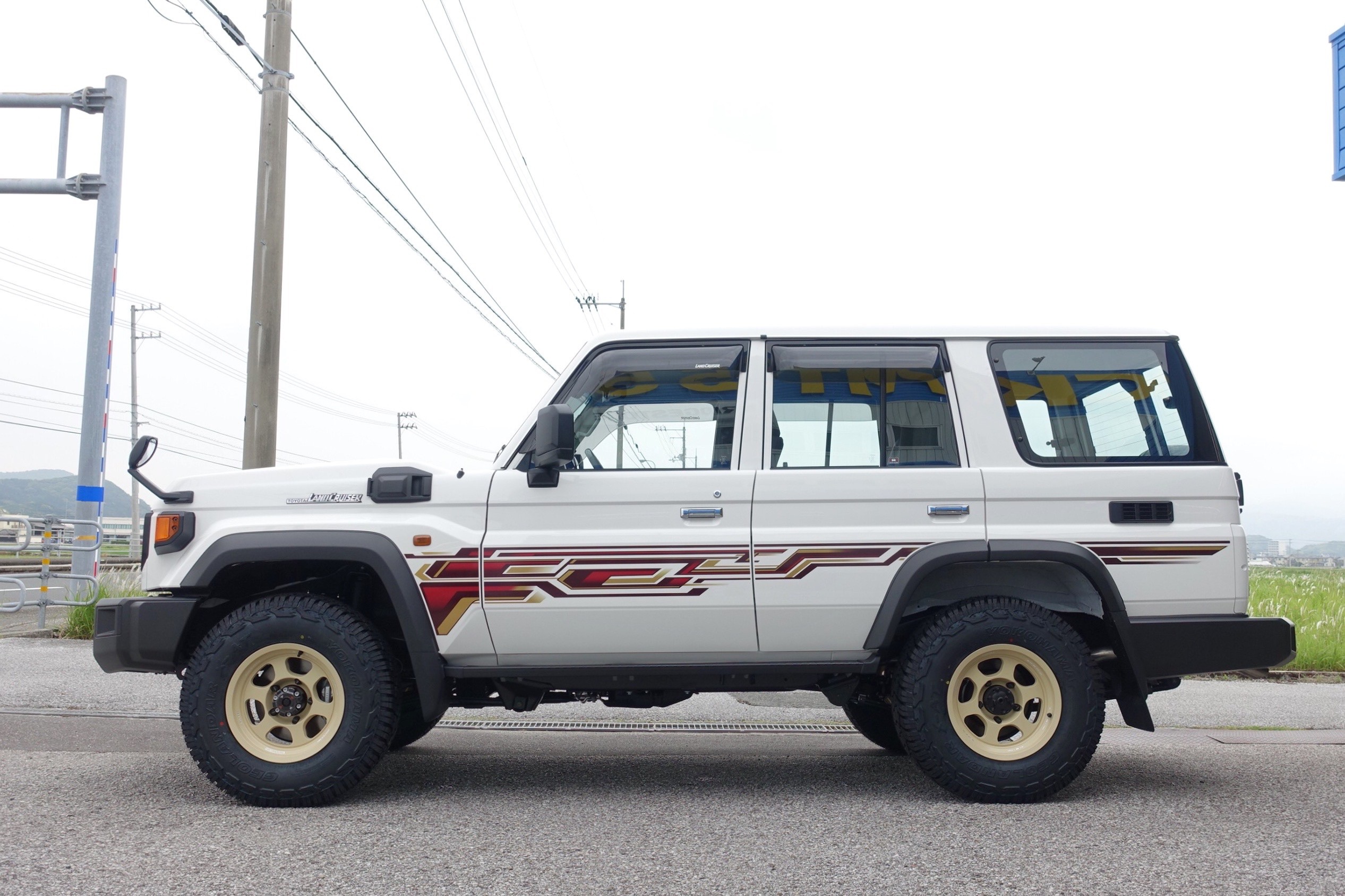 再再販ランクル70のホイール選びは“専用設計”でキマリ！トヨタ