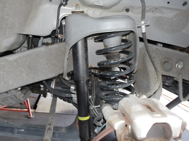 ジムニー（JB64W）オーリンズ製ショックアブソーバーオーバーホール