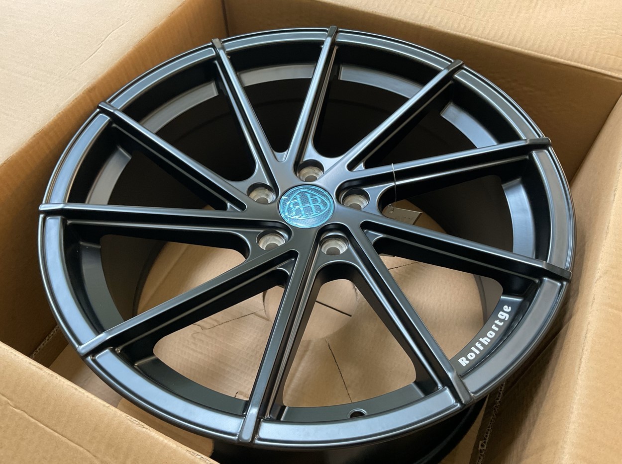 スタッフが撮影・加工した画像です