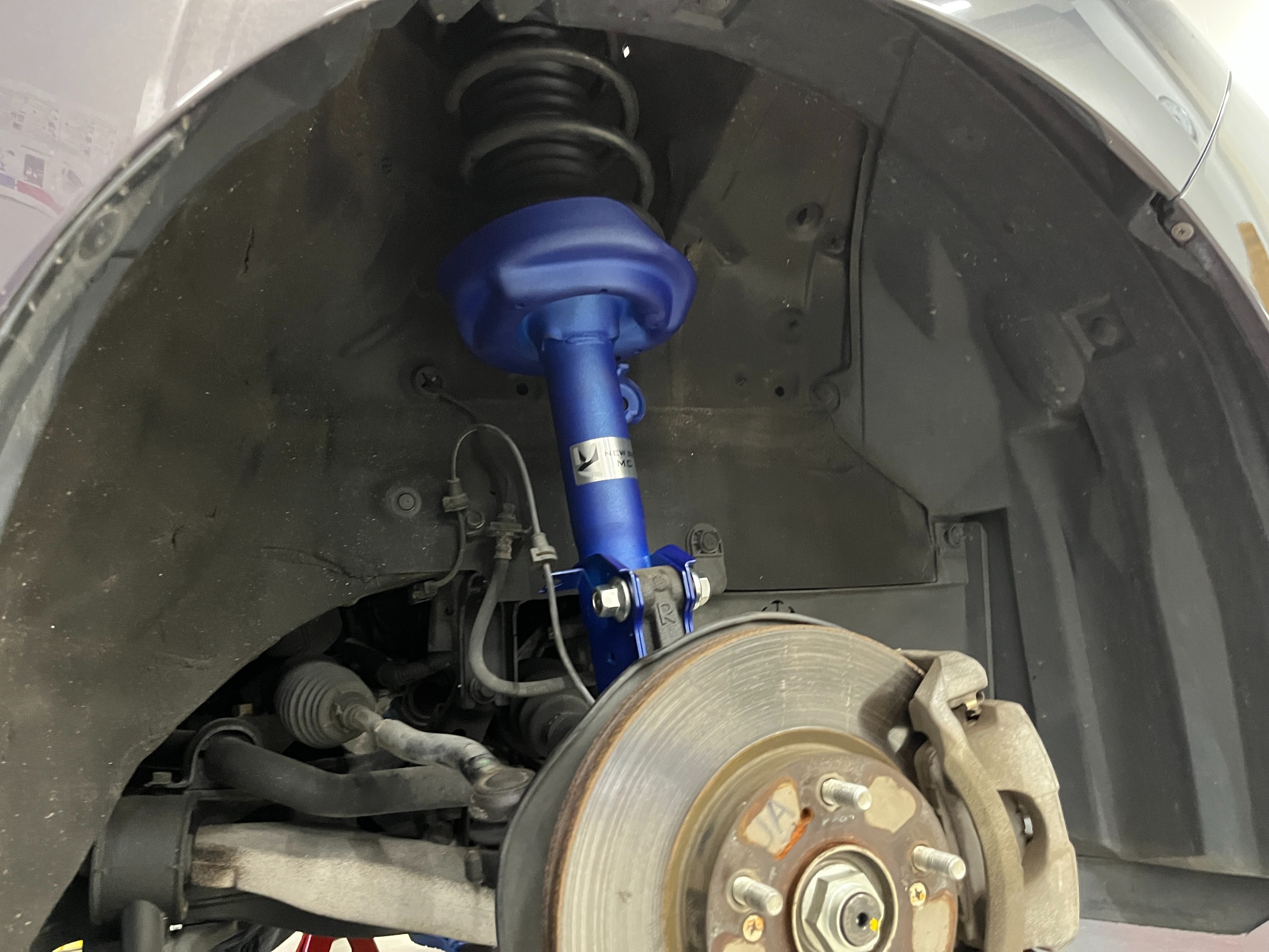 HONDA ODYSSEY RC1 “KYB NEW SR MC”でリフレッシュ | ホンダ