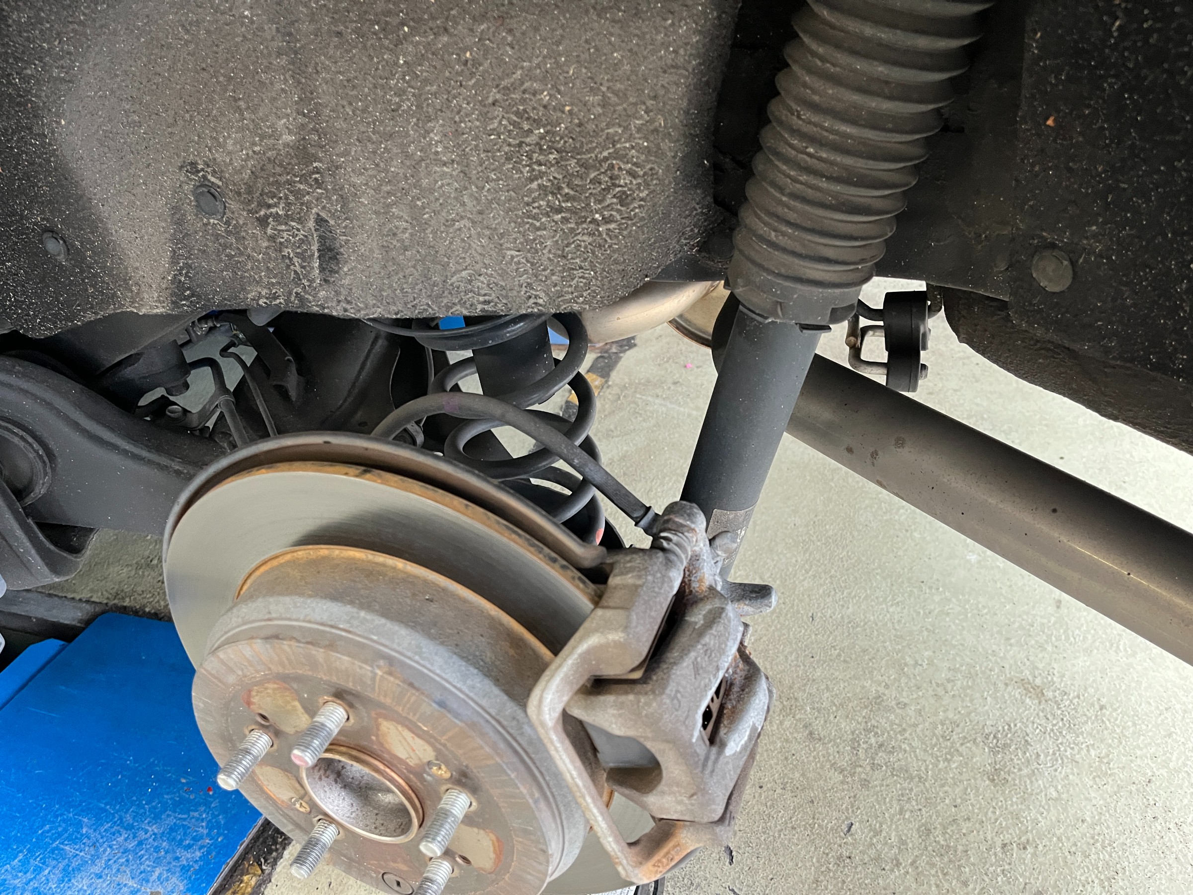 HONDA ODYSSEY RC1 “KYB NEW SR MC”でリフレッシュ | ホンダ