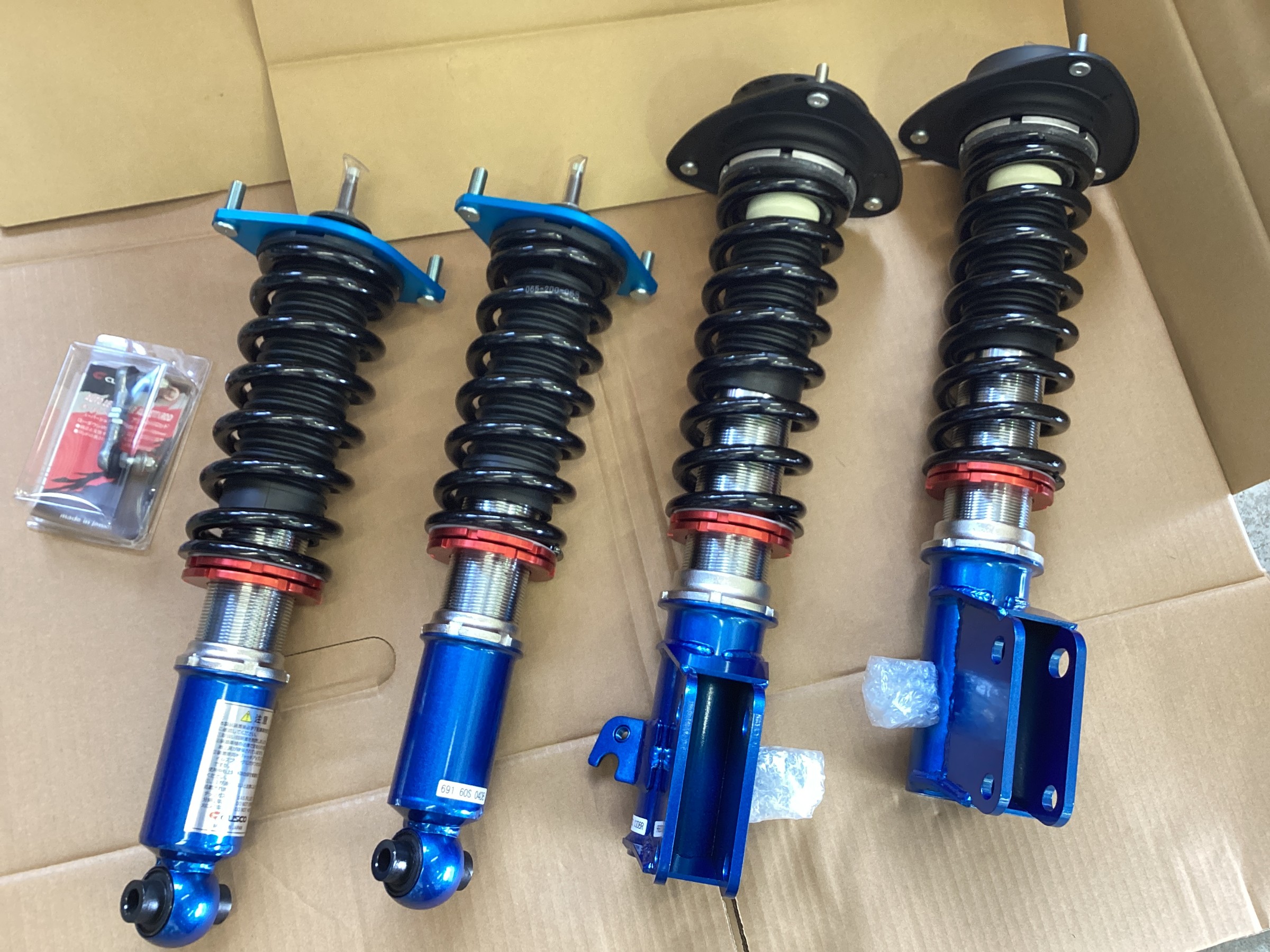 スバルVM4レヴェーグ純正サスペンション Yahoo!オークション - VM レヴォーグ 後期 F型 純正 BILSTEIN