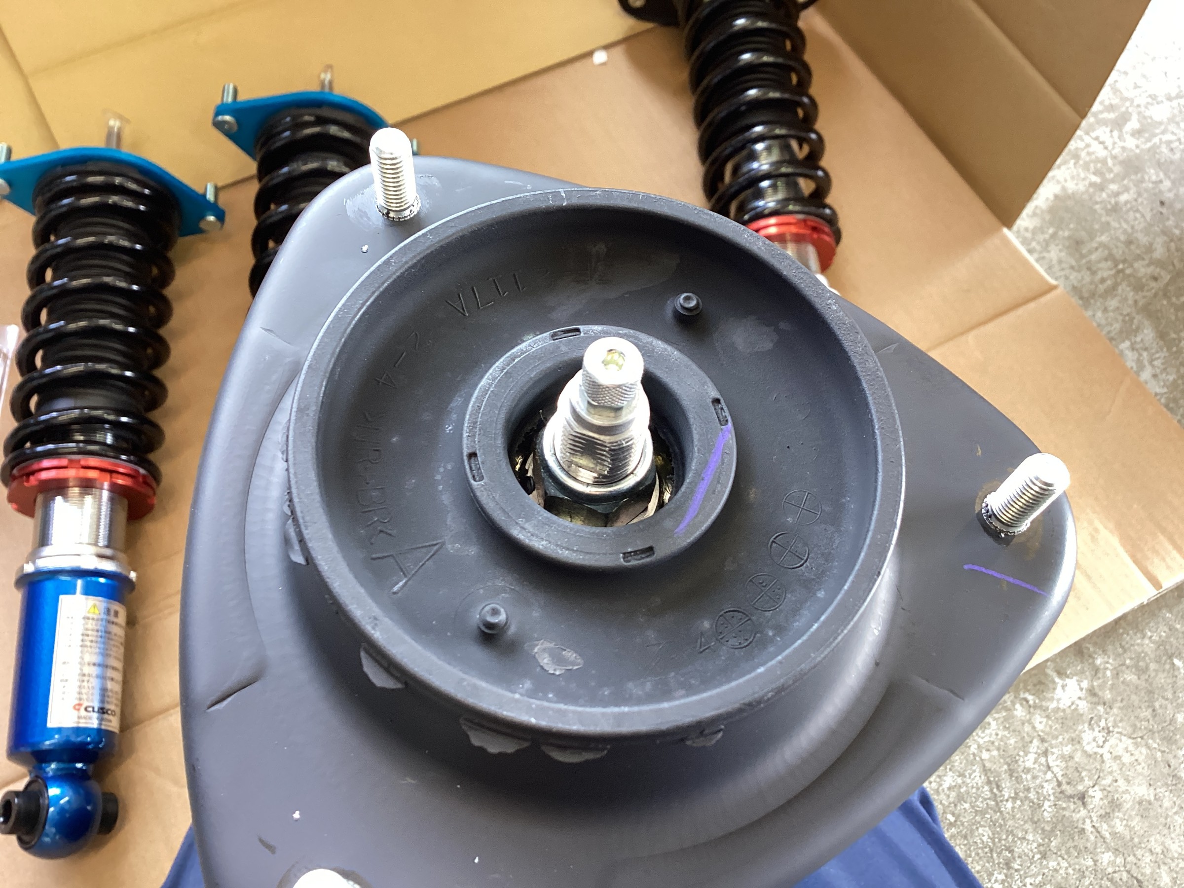 レヴォーグ VM4 車高調取り付けます！ | スバル レヴォーグ 足まわり