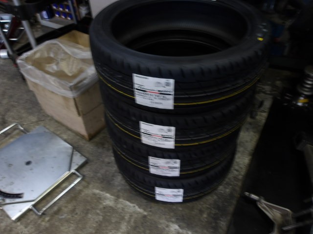 N-BOX カスタム（JF1）ブリヂストンタイヤ「ポテンザ アドレナリン