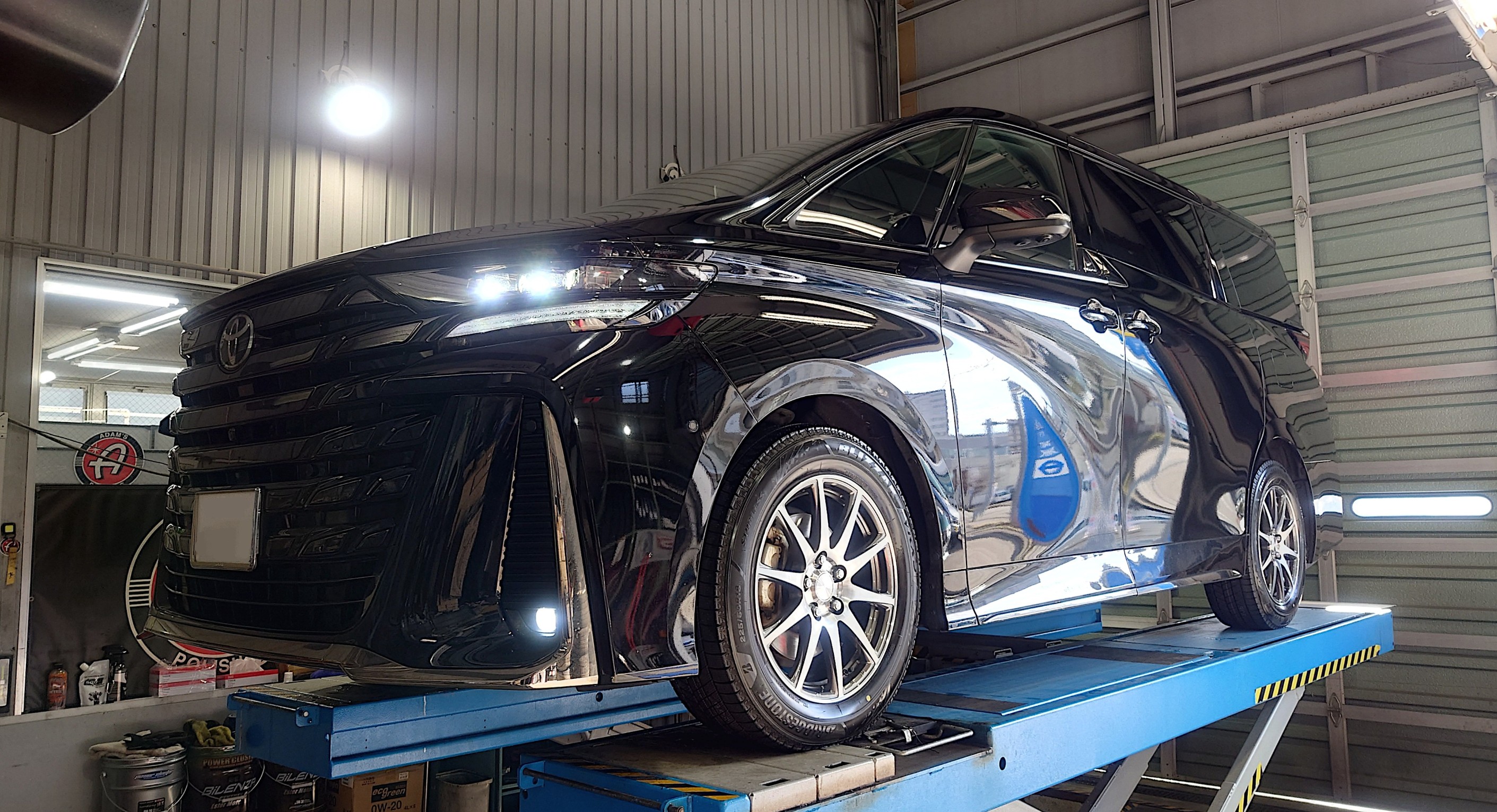 ブリヂストンのスタッドレスタイヤ『ブリザック VRX3』＆ アルミ