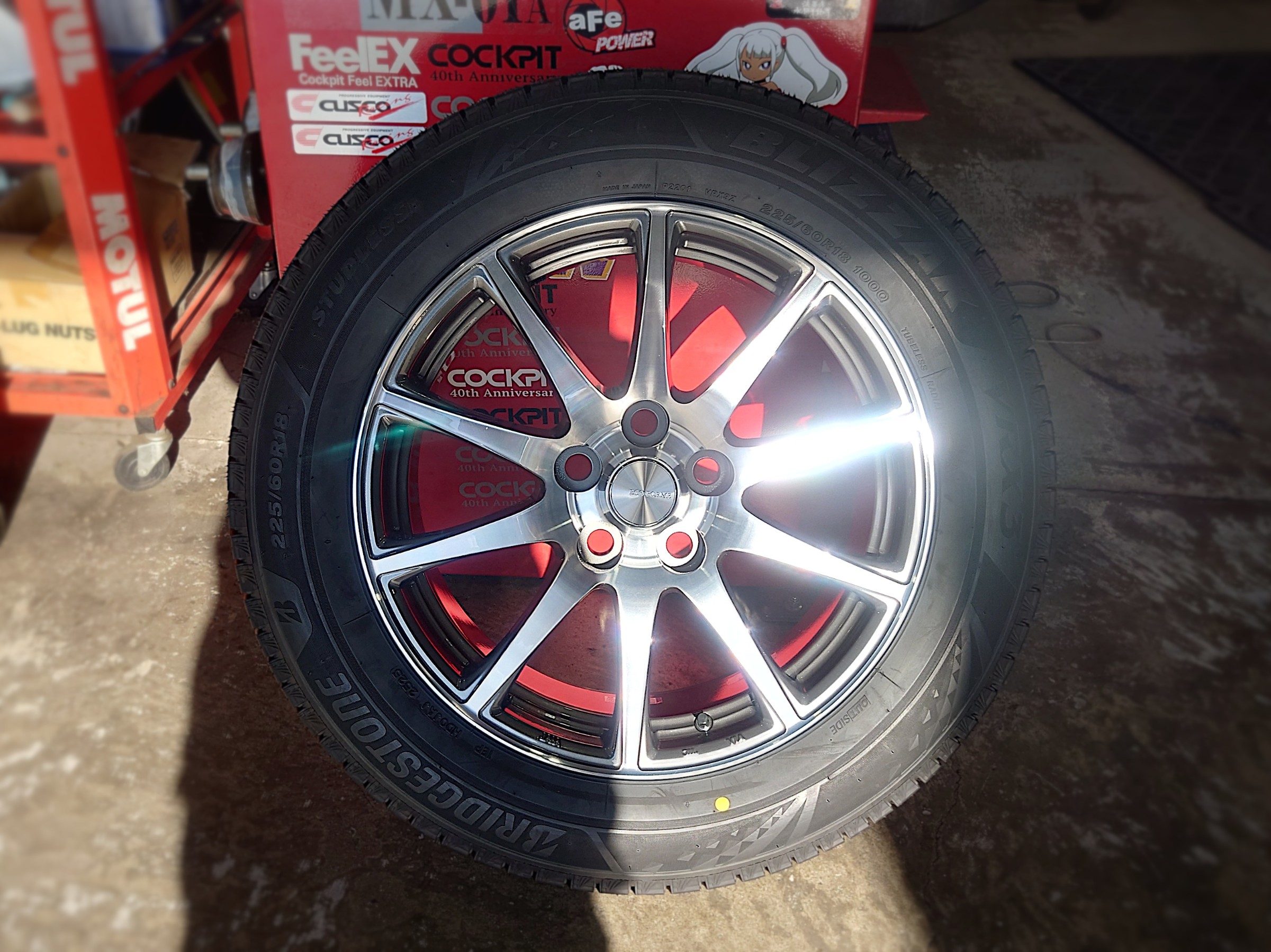 ブリヂストンのスタッドレスタイヤ『ブリザック VRX3』＆ アルミ