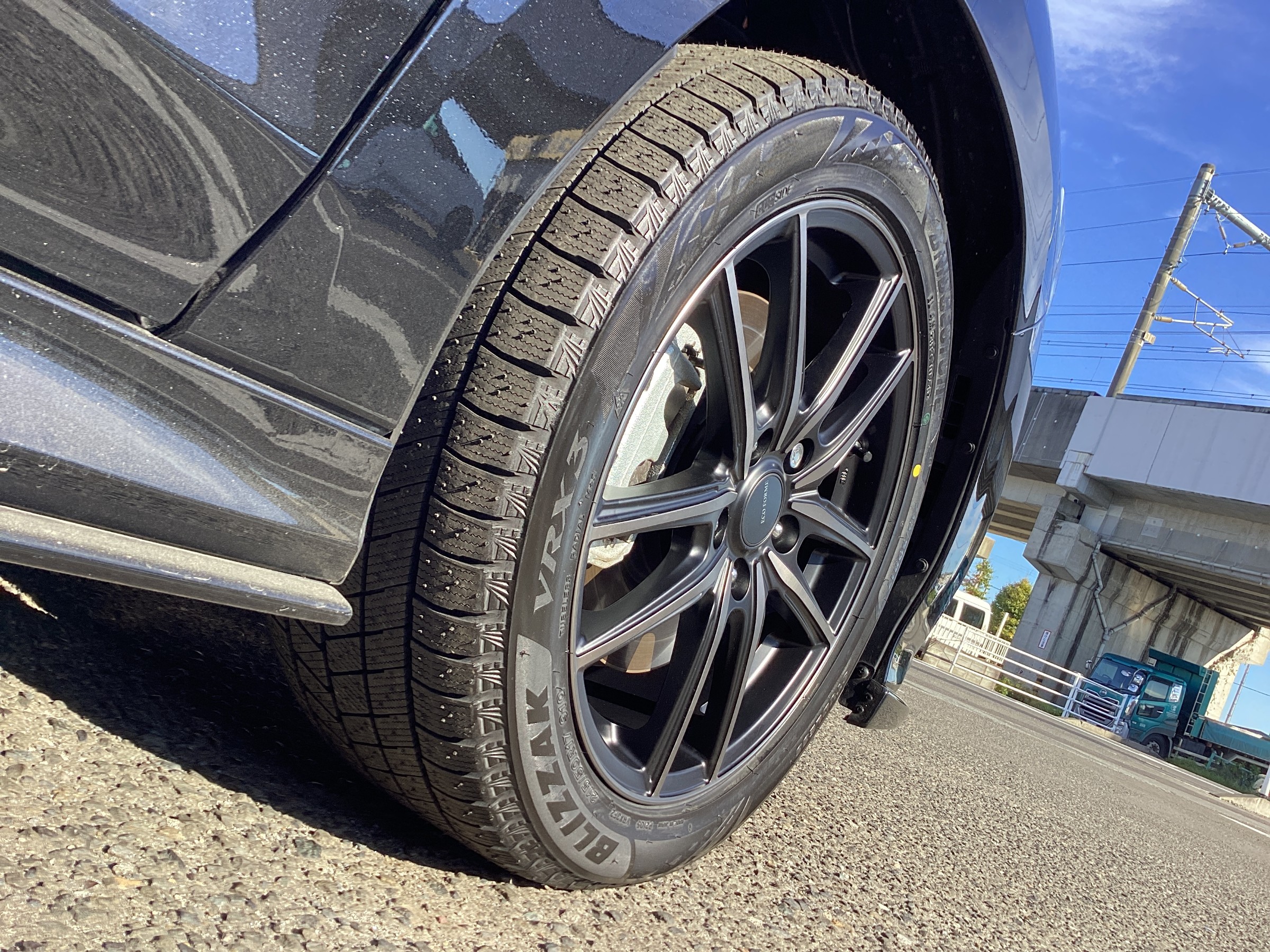 スタッドレスタイヤ装着！ | スタッフ日記 | コクピット 名取 | 車の