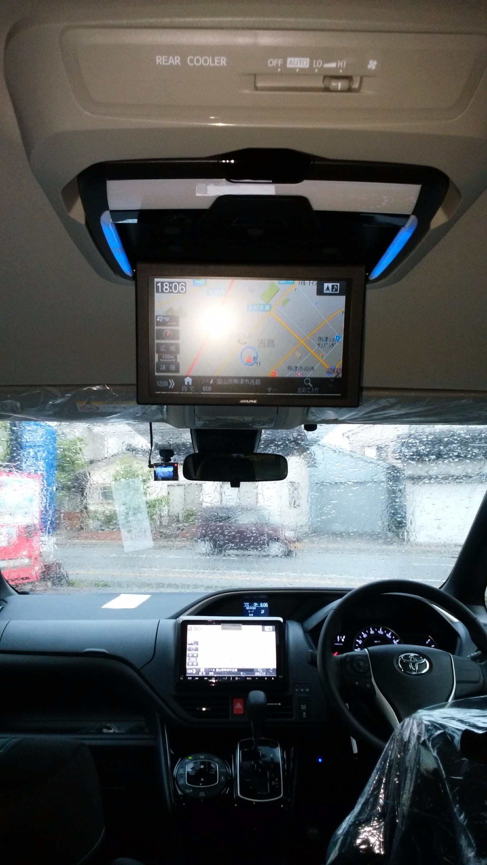 Alpine 9インチナビ他 Voxy Zwr80w トヨタ ヴォクシー Av カーナビ ドライブレコーダー Etc スタッフ日記 コクピット 魚津 車のカスタマイズにかかわるスタッフより