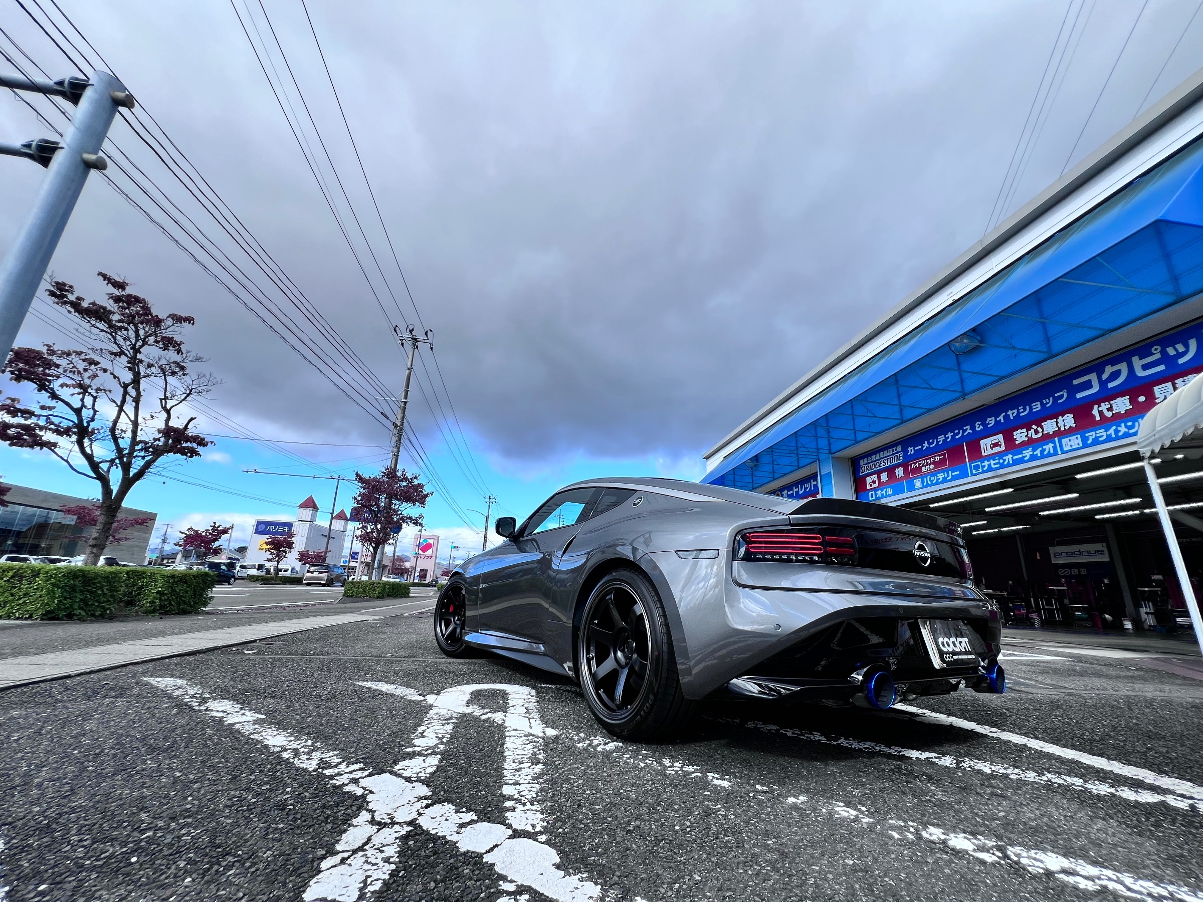 日産 フェアレディZ カスタマイズ事例 : RZ34 × RAYS VOLK RACING TE37