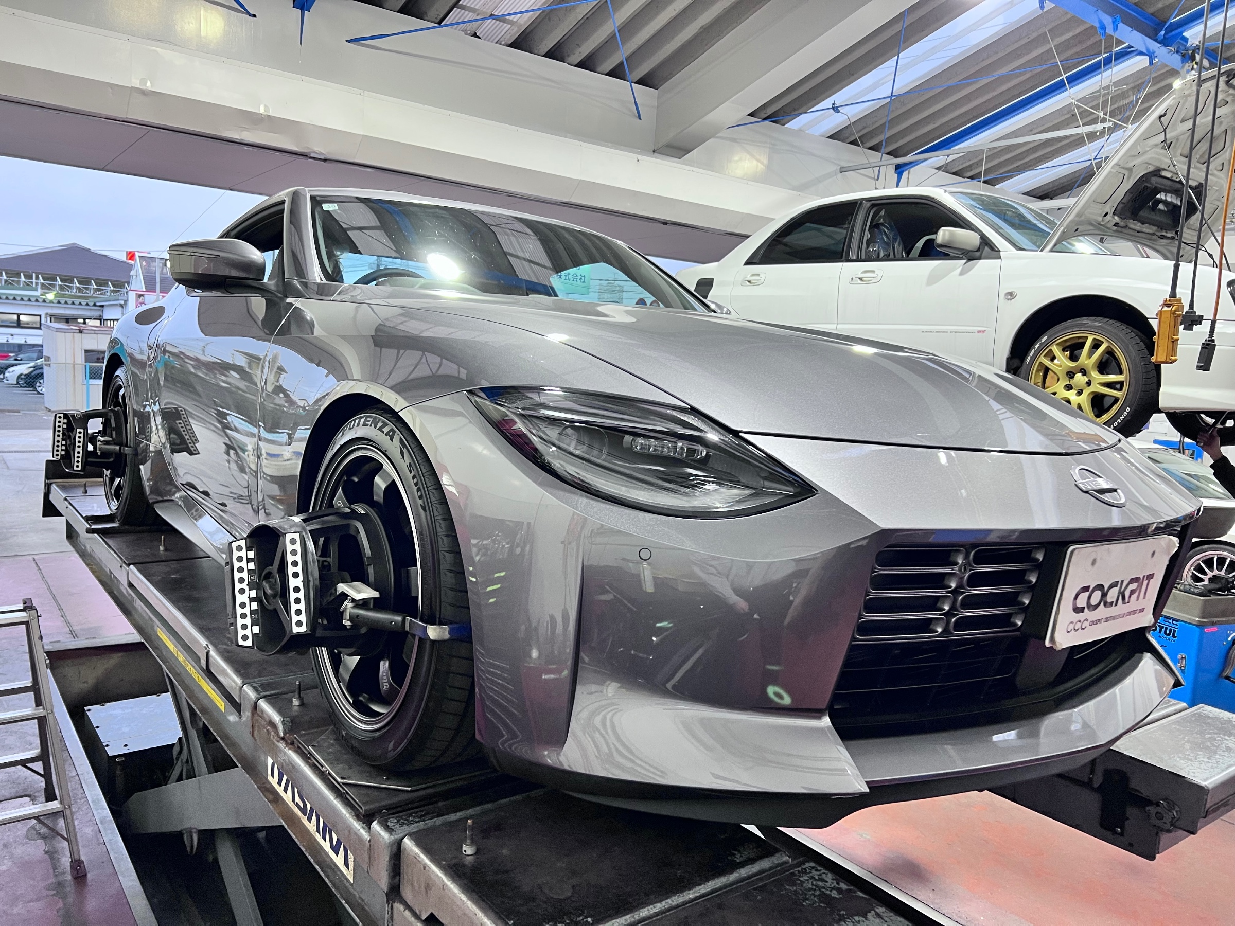 日産 フェアレディZ RZ34 【RAYS ボルクレーシング TE37 SAGA S-plus