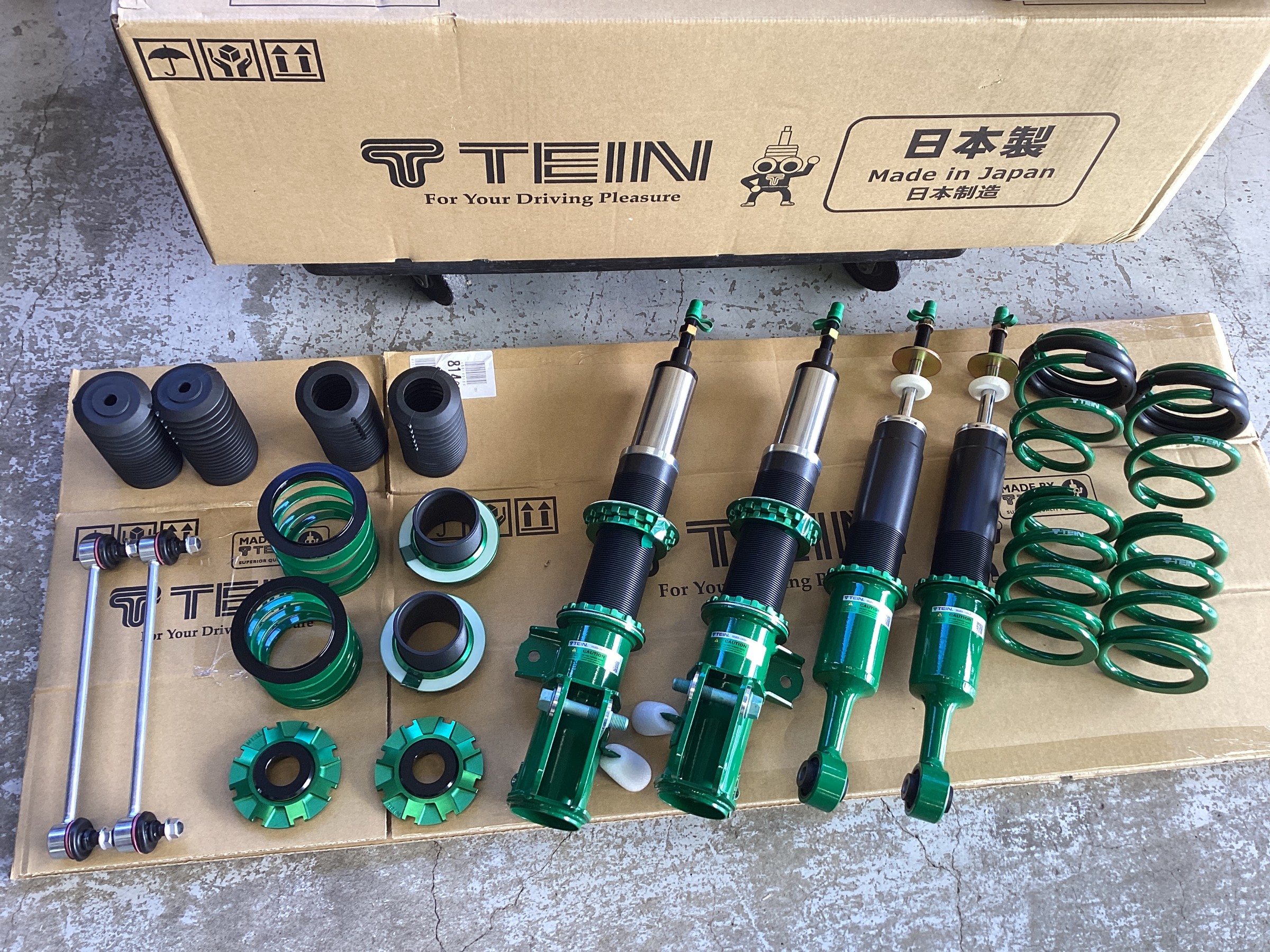 スイフトスポーツ ZC33S 車高調取り付けます！ | スズキ スイフト