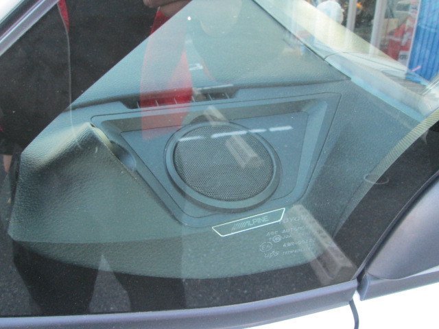 kiki ALPINE 80ノア・ヴォクプレミアムサウンド 80系ノア・ヴォクシー