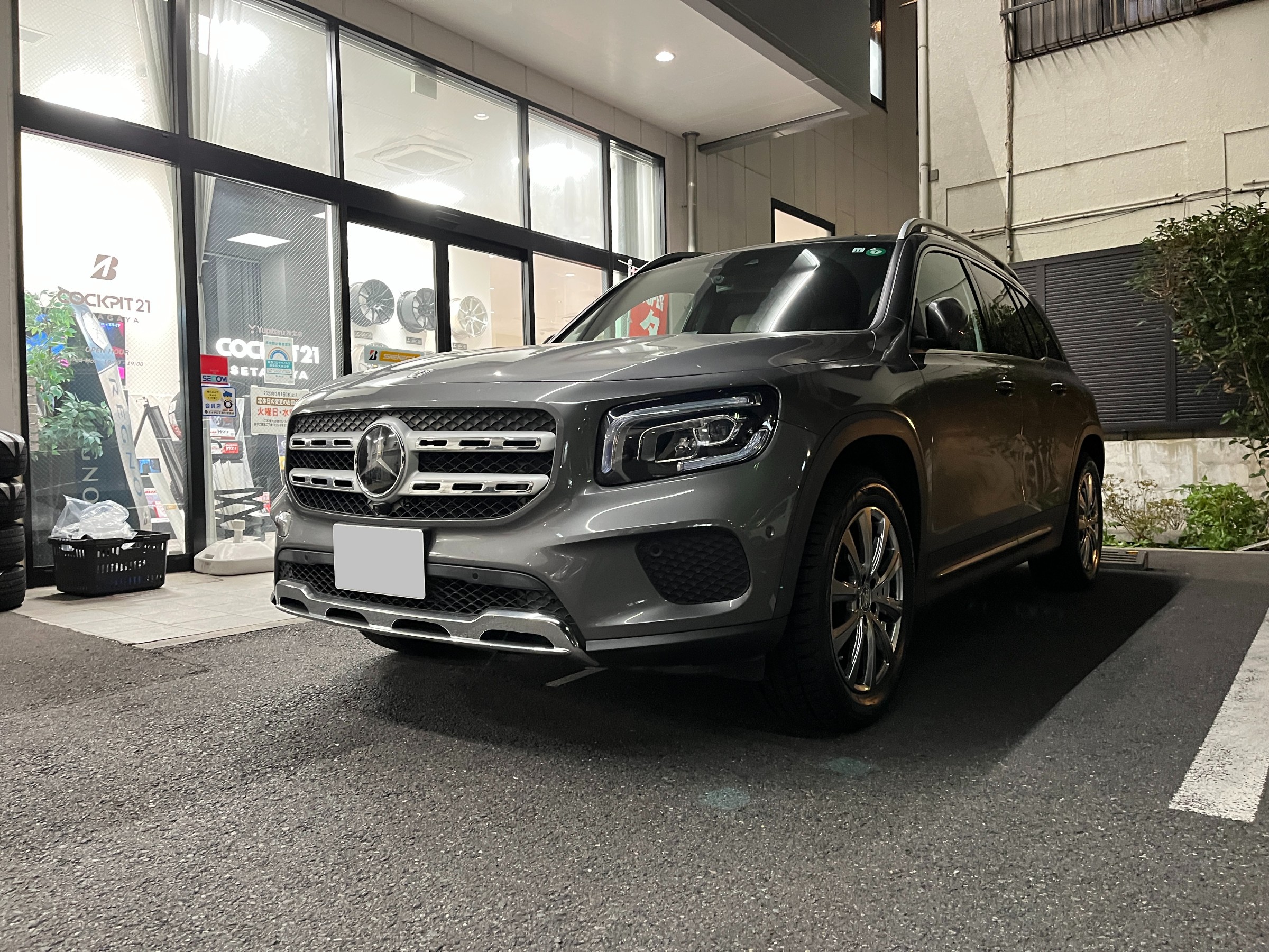 Mercedes-Benz GLB スタッドレスタイヤホイールセット取付