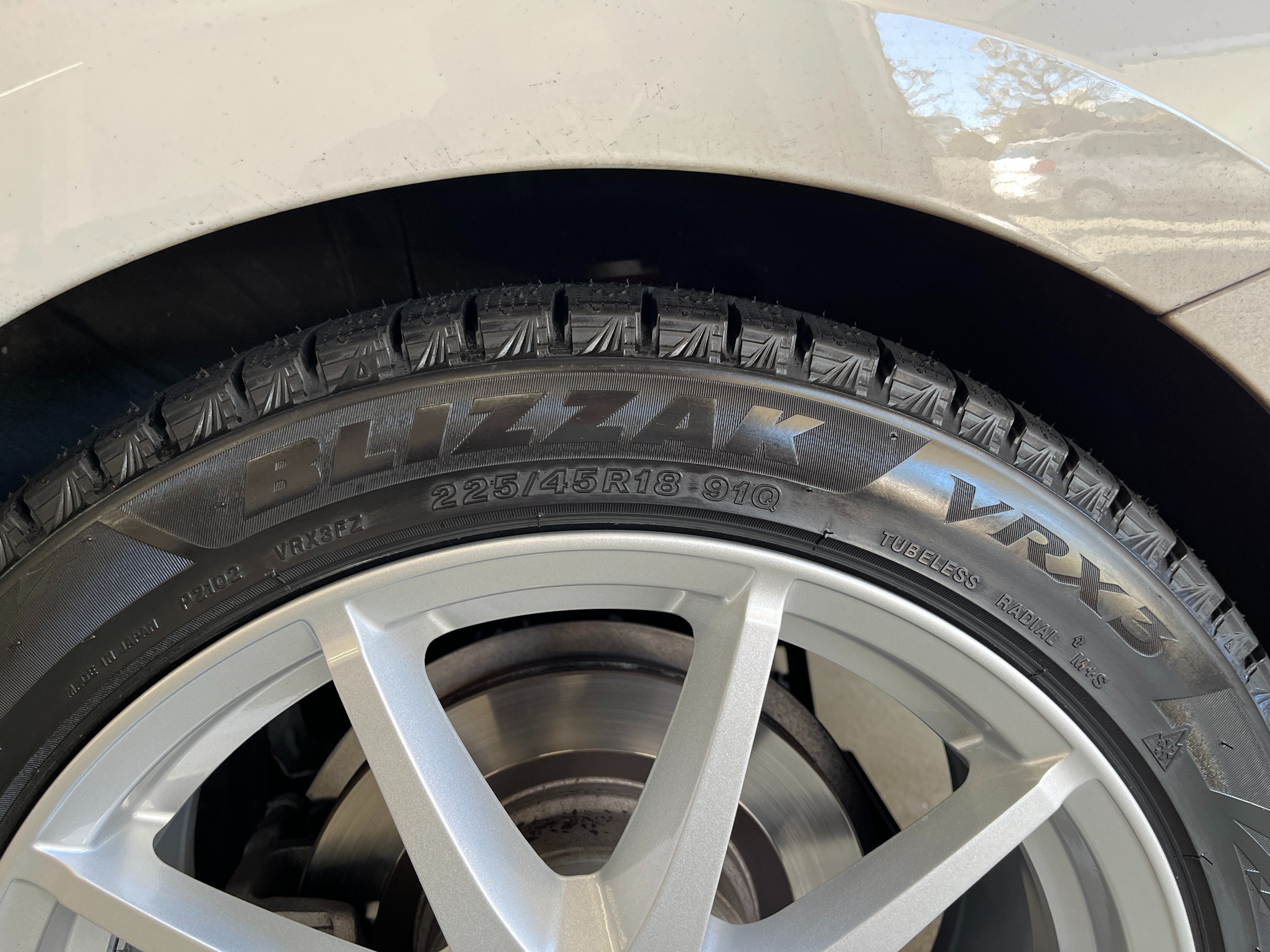 BMW 3シリーズツーリング G21 スタッドレスタイヤホイールセット取付