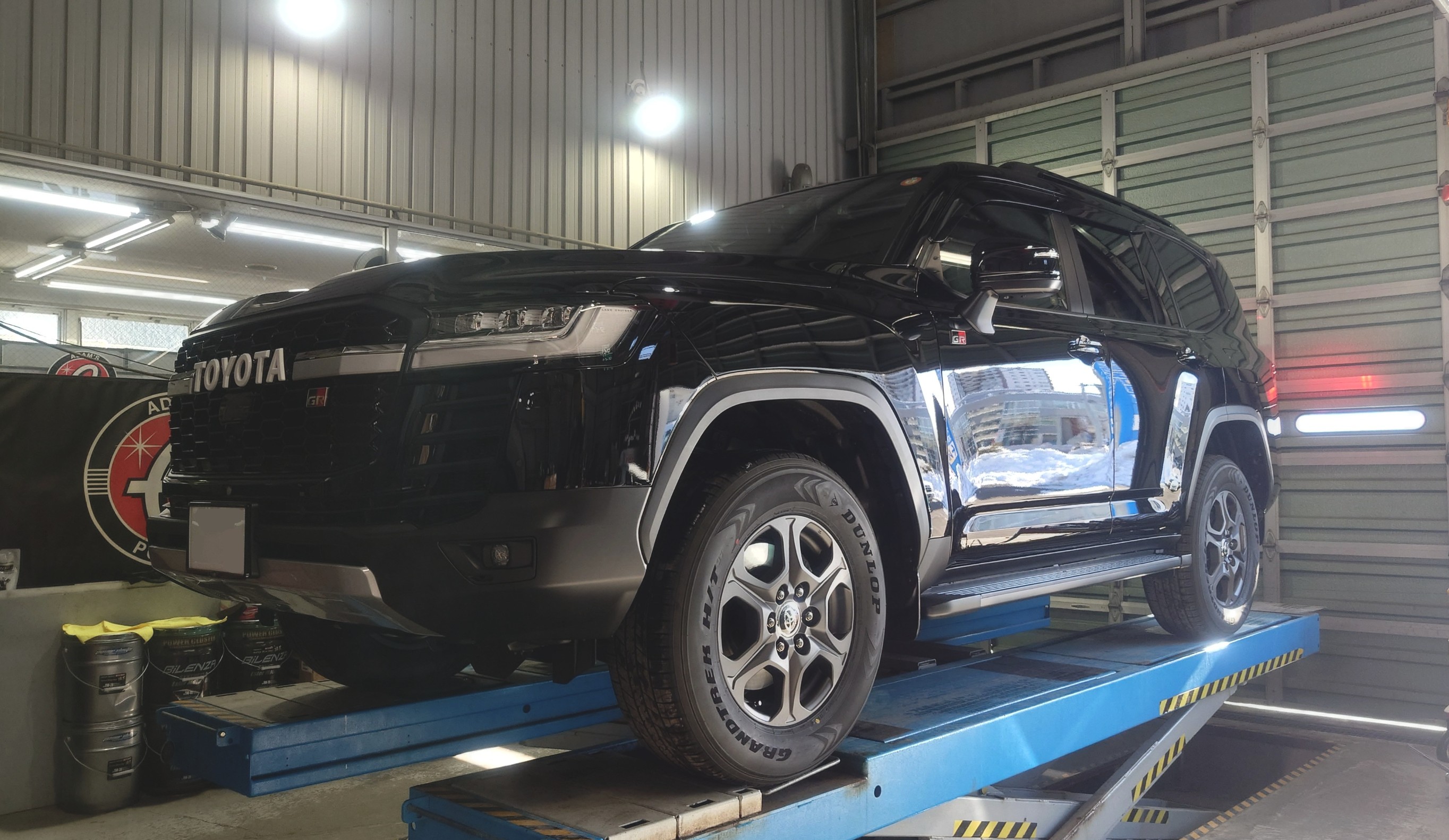 ブリヂストン スタッドレスタイヤ ブリザック DM-V3 の装着作業