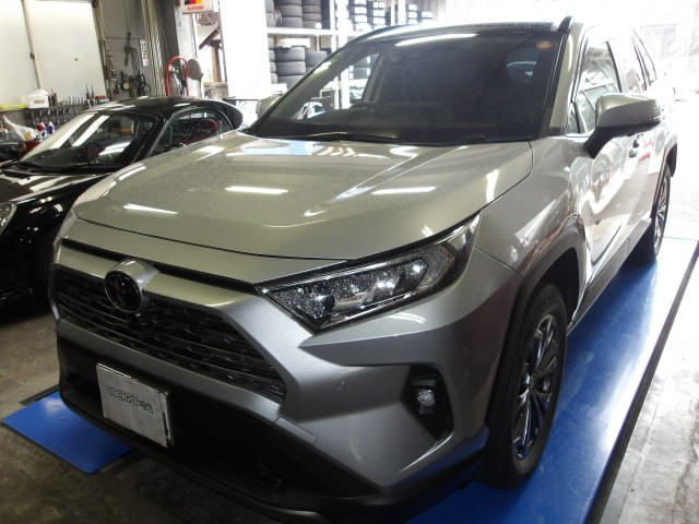 RAV4（MXAA54）ブリヂストンタイヤアルミホイール「バルミナDS-M
