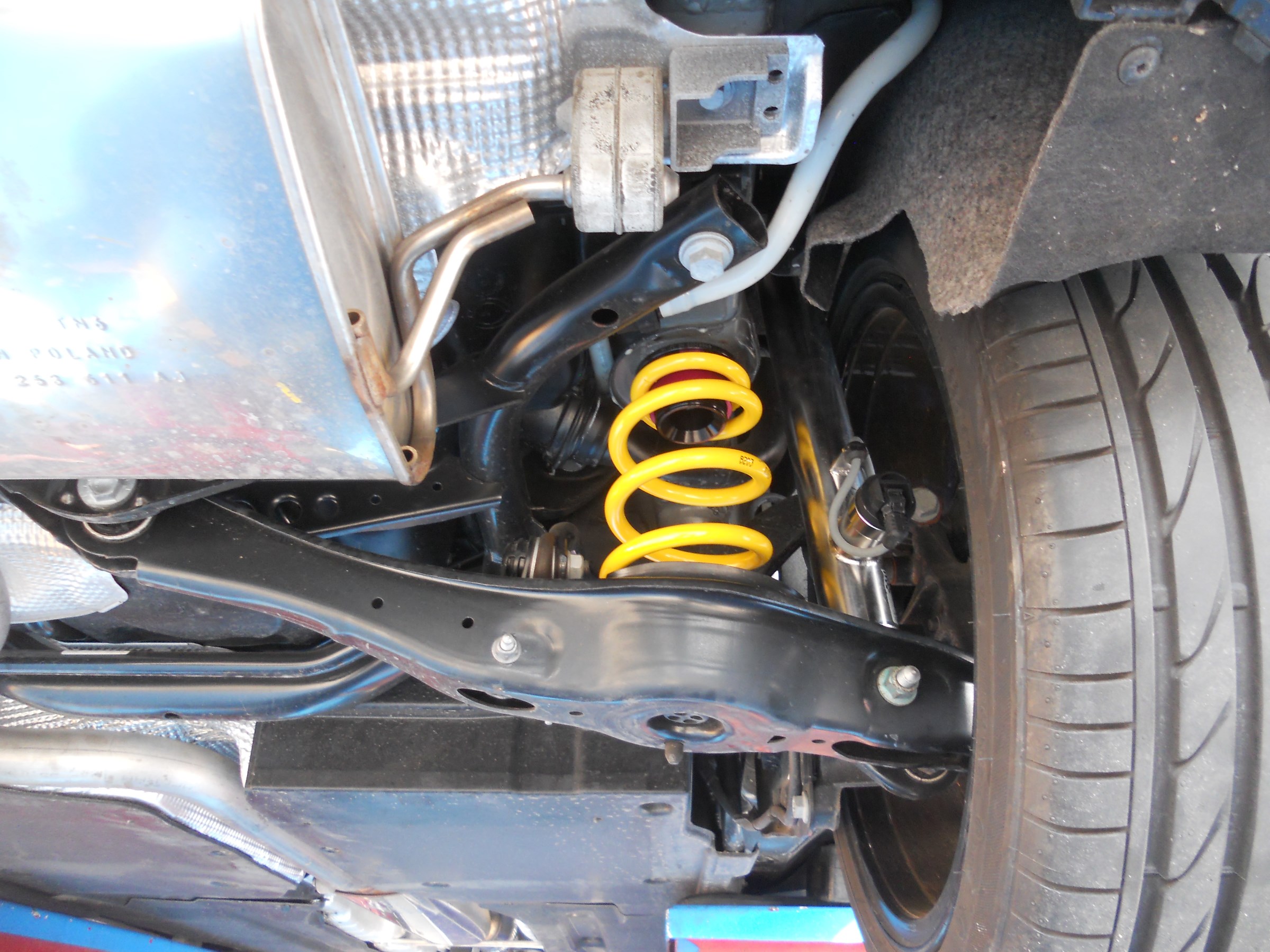 フォルクスワーゲン ゴルフ7 Gte Kw車高調取付 スタッフ日記 スタイルコクピット ズーム 車のカスタマイズにかかわるスタッフより