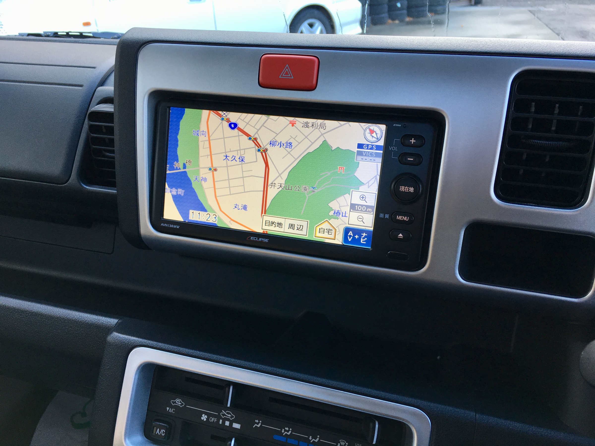 軽トラにナビ スバル サンバー Av カーナビ ドライブレコーダー Etc Av カーナビ ドライブレコーダー Etc ナビゲーション取付 メモらんだむ コクピット 福島 車のカスタマイズにかかわるスタッフより