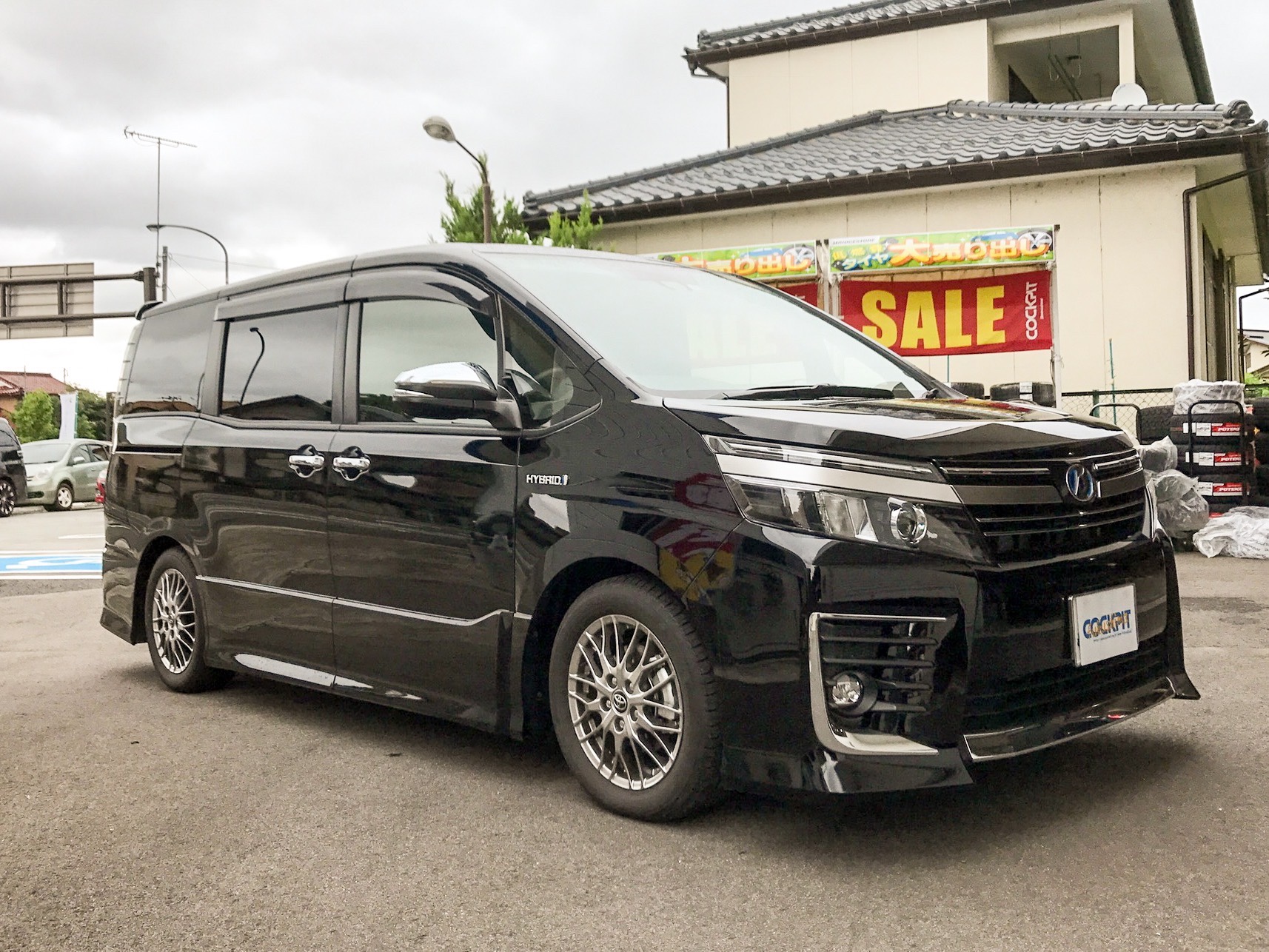 ZWR80W TOYOTA VOXY HVにtanabeのダウンサスDF210で大人ローダウン