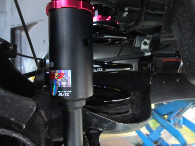 ZE1 AZE0　日産 リーフ　BLITZ DAMPER ZZR　車高調 ZE1 AZE0 日産 リーフ BLITZ DAMPER ZZR 車高調 日産リーフ用 BLITZ 車