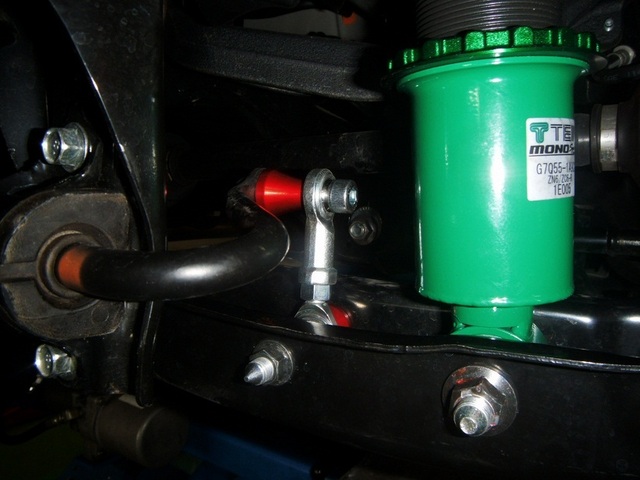 車高調 ブッシュ締め直し アフターパーツ取り付け事例 コクピット 麻生 お店の得意技紹介