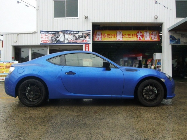 Brzへ車高調装着 アフターパーツ取り付け事例 コクピット 麻生 お店の得意技紹介