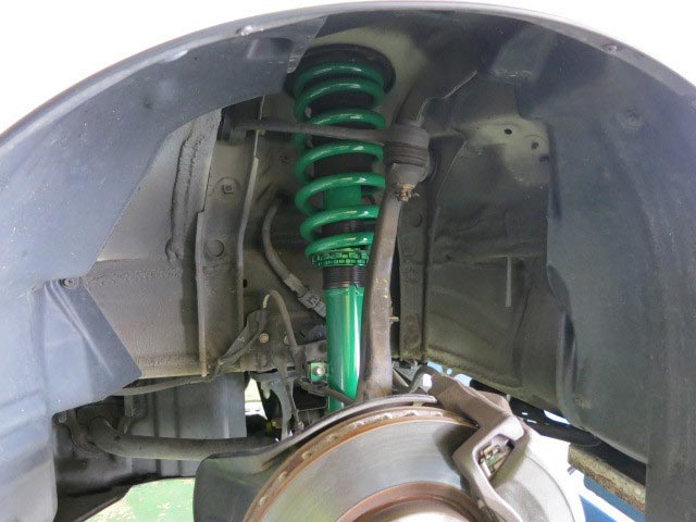 アリストに車高調取り付け よ ひんのさぎょうにっき スタイルコクピット 桑名 お店の得意技紹介