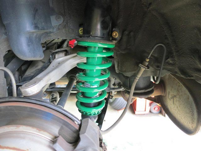 アリストに車高調取り付け よ ひんのさぎょうにっき スタイルコクピット 桑名 お店の得意技紹介