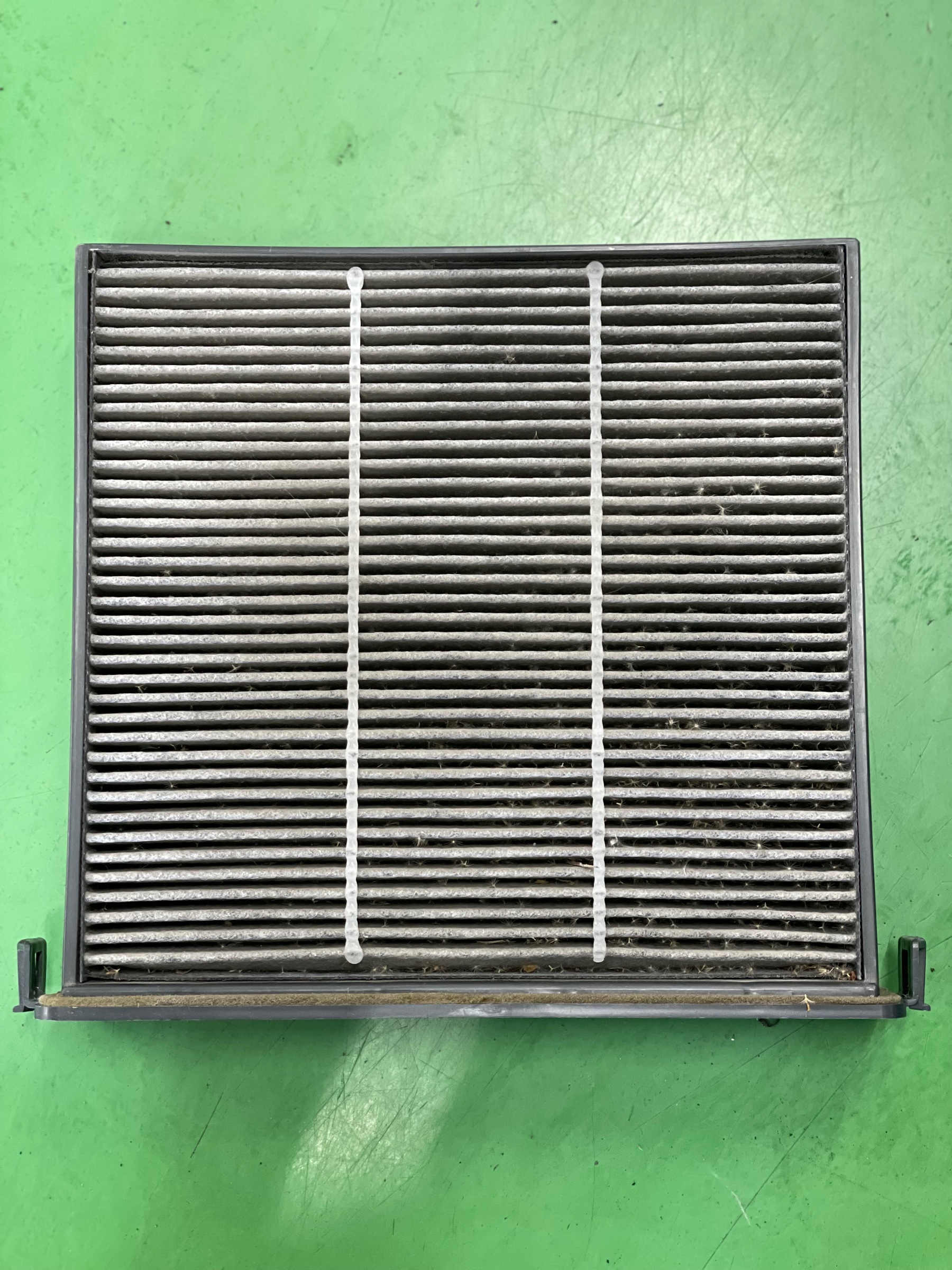 スタイルコクピットズーム　ホンダ ステップワゴンスパーダ RK5　エアコンフィルター交換