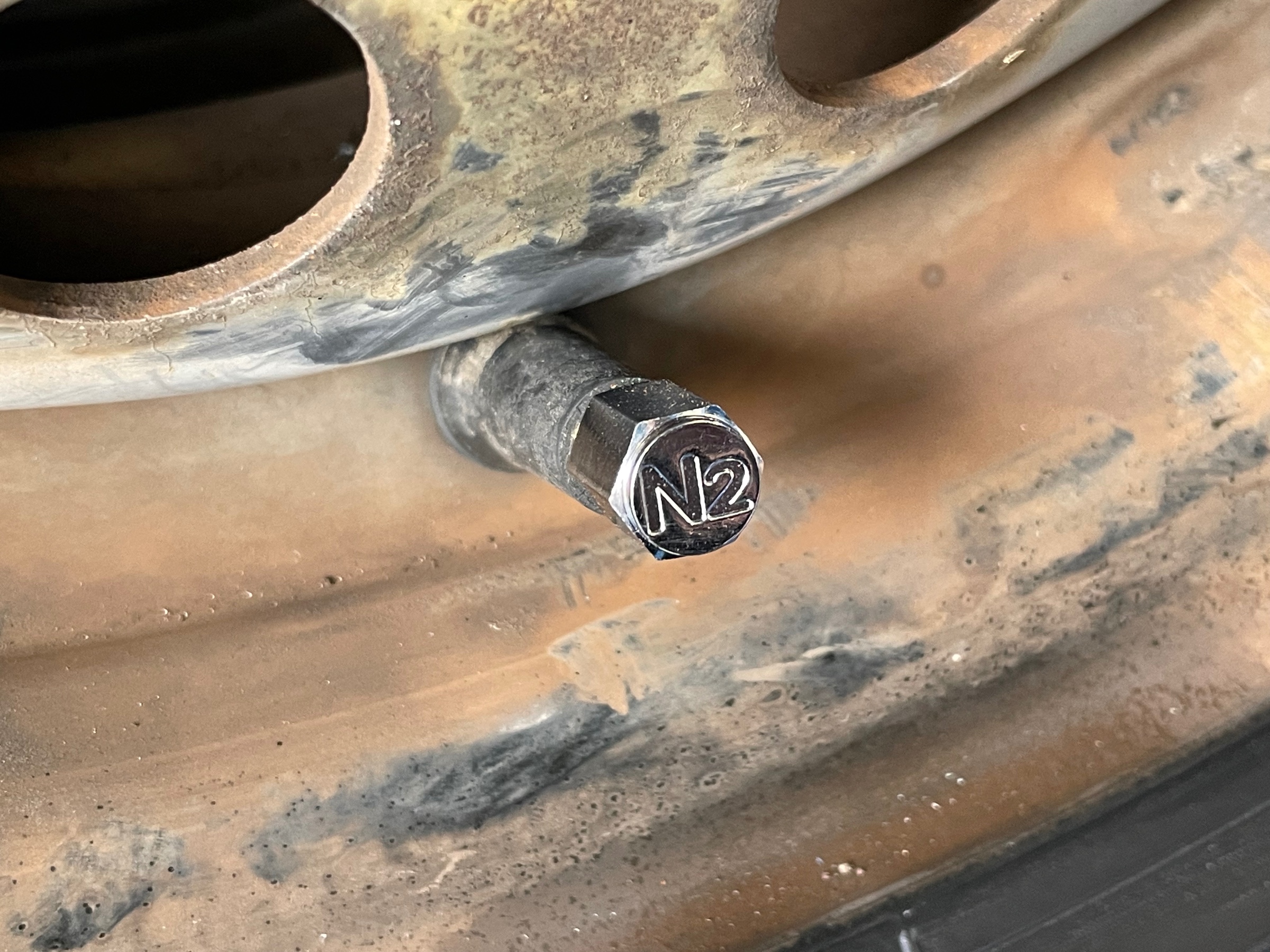 スタイルコクピットズーム　トヨタ ポルテ NNP10　タイヤ交換〈NEWNO装着〉