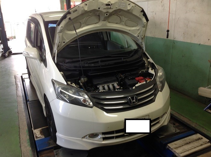 鼻先交換でイメージチェンジ ホンダ フリード エクステリア エクステリア エアロパーツ塗装 取付 アフターパーツ取り付け事例 コクピット 麻生 お店の得意技紹介