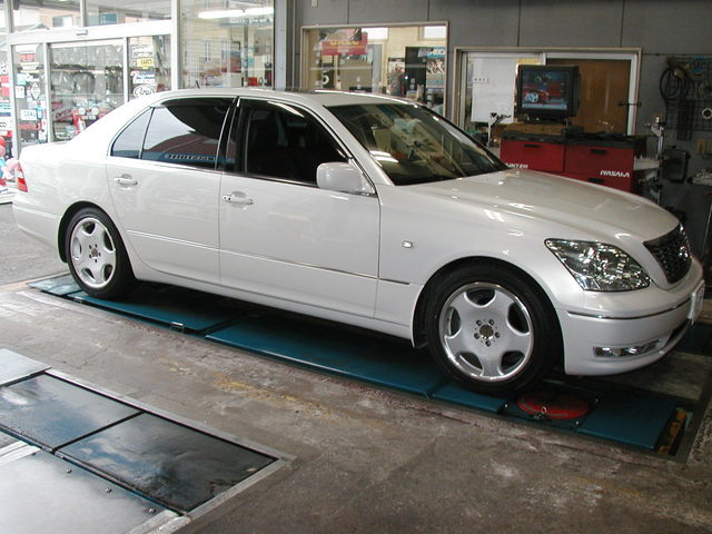 セルシオ RS-Rダウンサス装着＆アライメント作業。 | 作業日誌