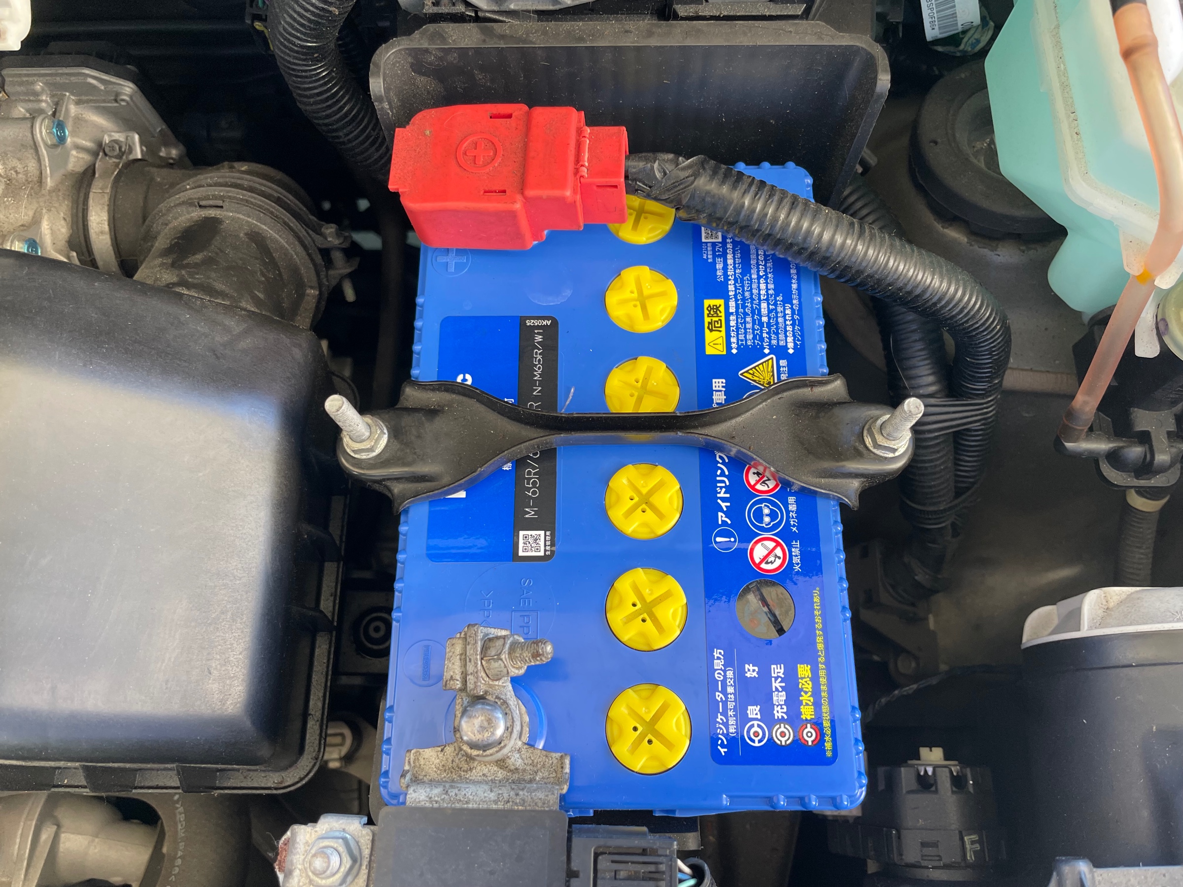 スタイルコクピットズーム　ホンダ N-WGNカスタム JH1　バッテリー交換