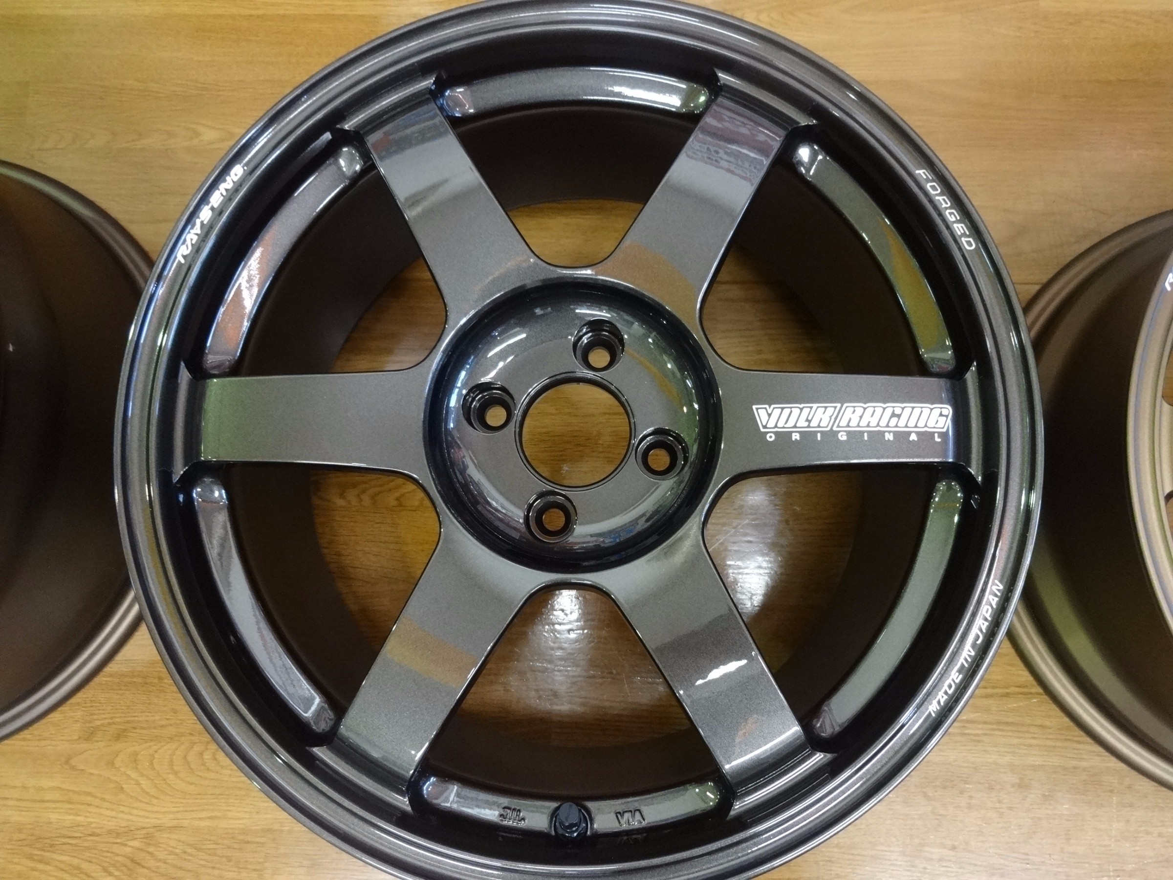 RAYS VOLKRACING TE37 17インチ - タイヤ/ホイールセット