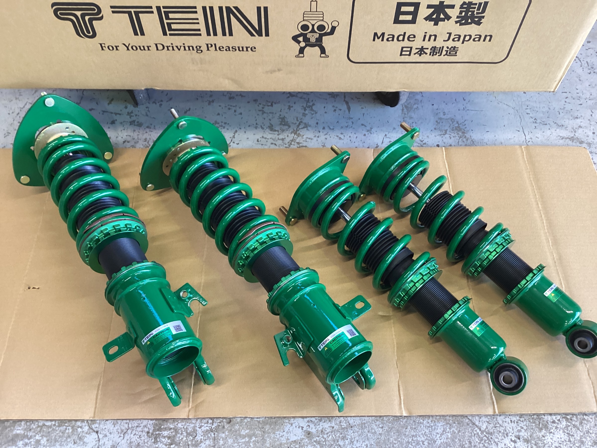 VMレヴォーグSTI アルミ&テイン車高調(未開封) レヴォーグ STIスポーツ VMG TEIN車高調取り付けます！ | スバル