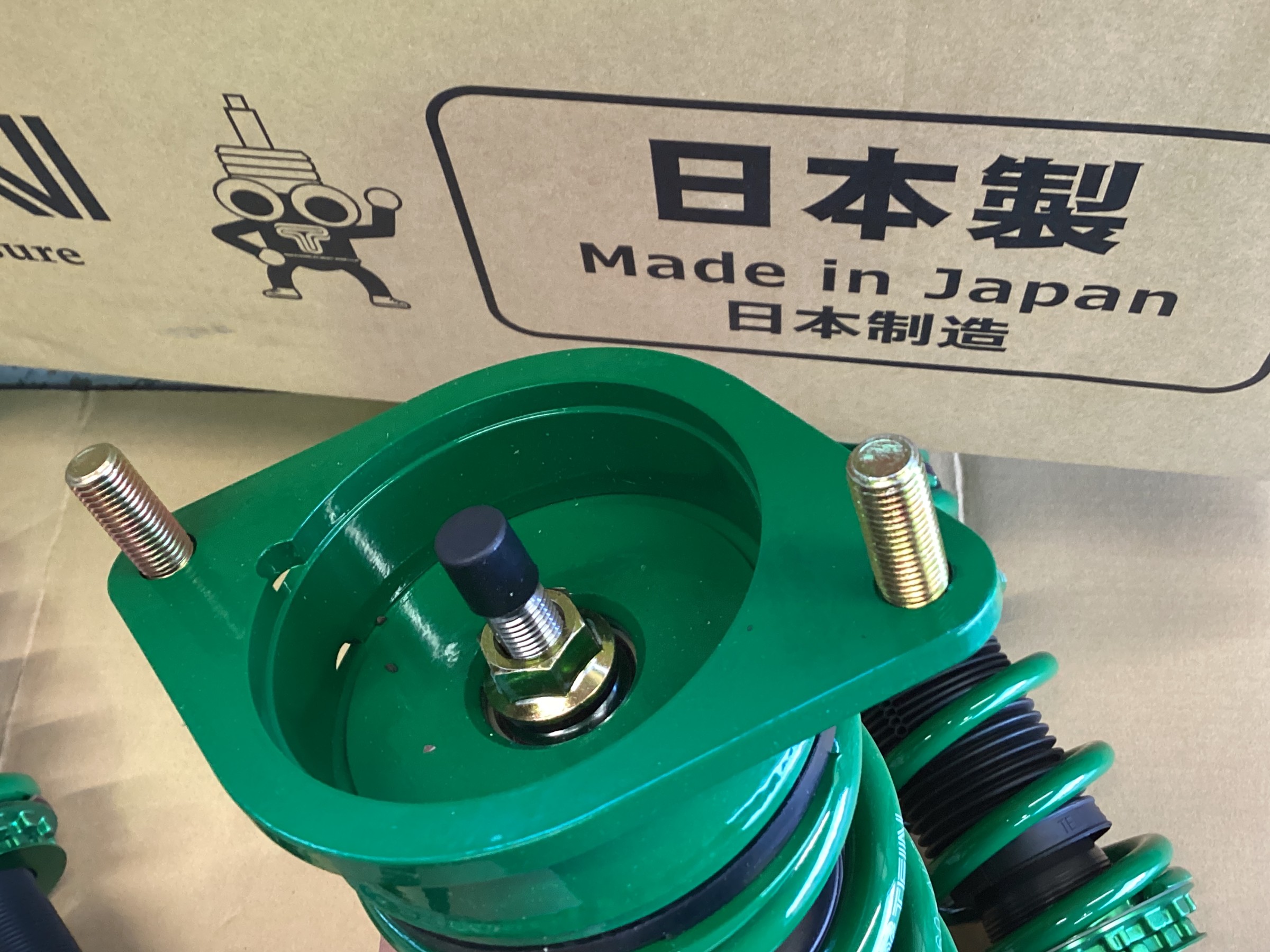 レヴォーグ STIスポーツ VMG TEIN車高調取り付けます！ | スバル