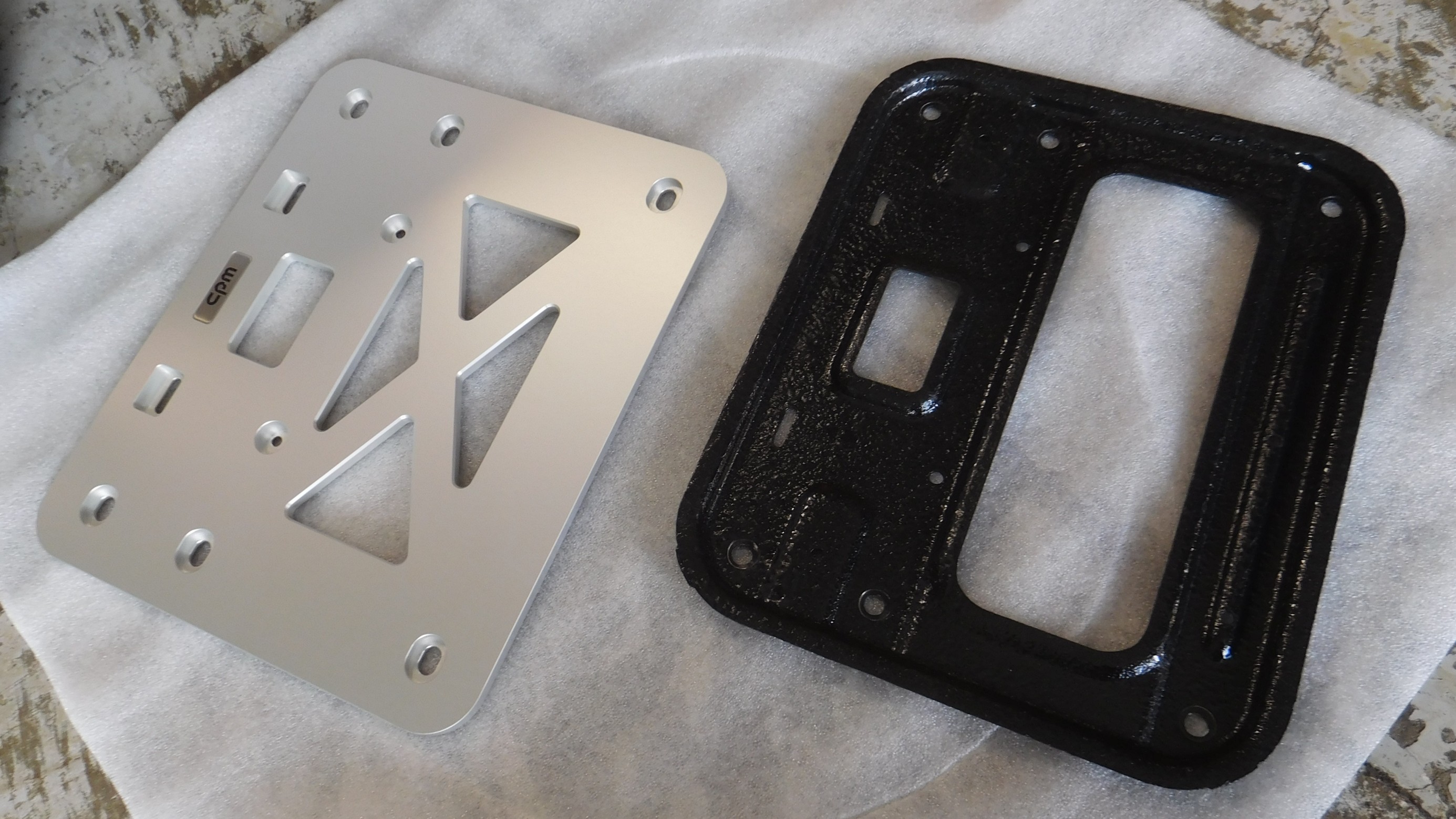 ターボー　CPM LowerReinforcement cpm LowerReinforcement取付作業（フォルクスワーゲン パサート