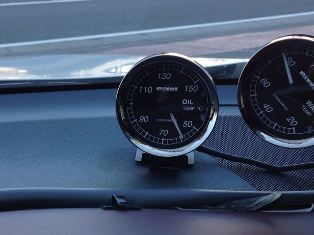 ナチュラルネイビー Pivot CYBER GAUGE タコ、水温 メーター 廃盤品