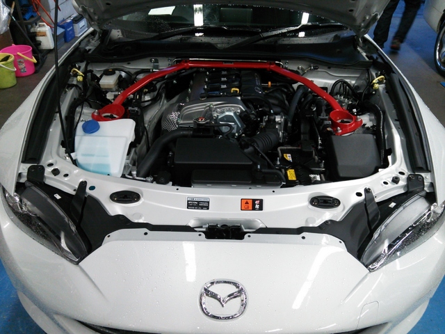 Ndロードスター ビルシュタイン Hks そして マツダ ロードスター 足まわり サスペンション ブレーキ 吸 排気系 吸排気系関連パーツ取付 カスタマイズ 事例集 コクピット モリオカ お店の得意技紹介