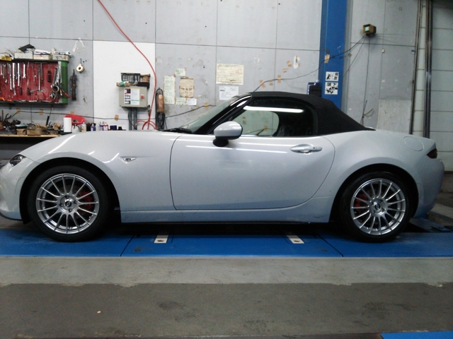 Ndロードスター ビルシュタイン Hks そして マツダ ロードスター 足まわり サスペンション ブレーキ 吸 排気系 吸排気系関連パーツ取付 カスタマイズ 事例集 コクピット モリオカ お店の得意技紹介