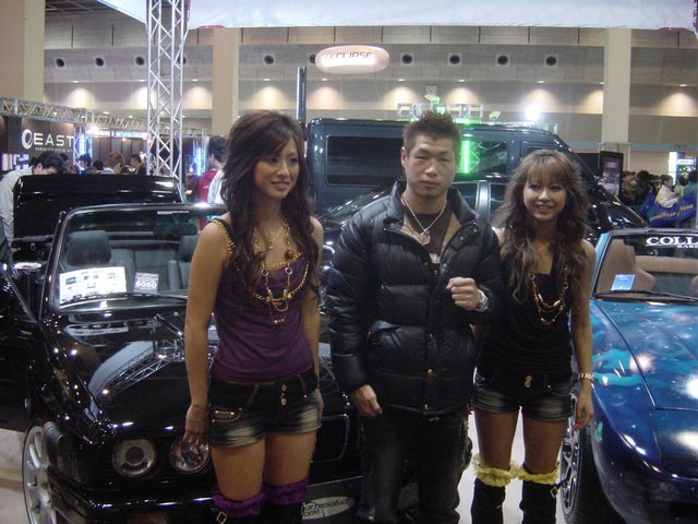 長谷川選手 防衛成功 Kameoka Diary コクピット 亀岡 車のカスタマイズにかかわるスタッフより