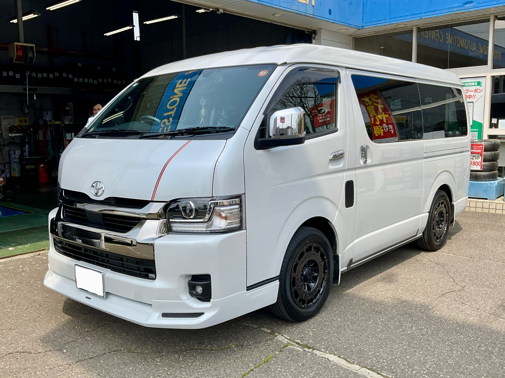 ハイエース　外装 巷で噂の9型ハイエース | オーナーズカーインデックス | カスタマイズ