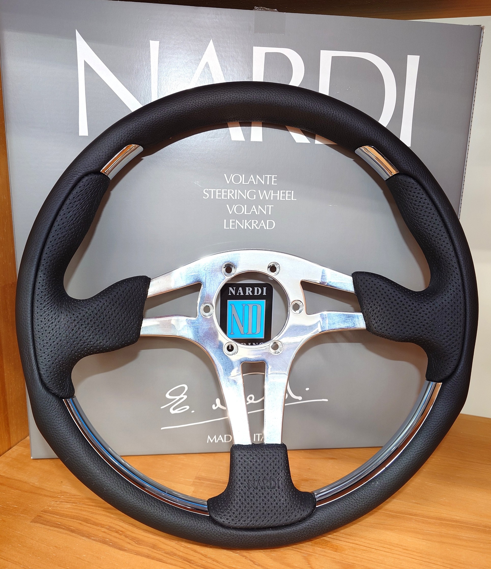 ☆NARDI 4 METAL☆ ステアリング | インテリア | 商品情報