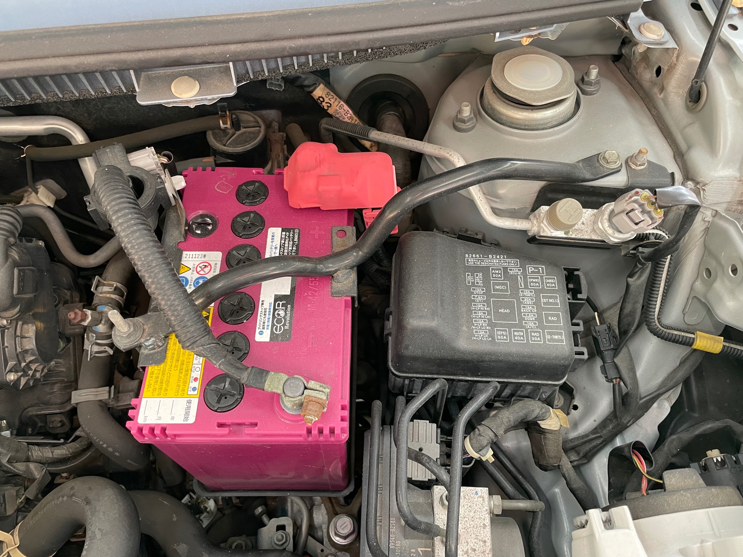 スタイルコクピットズーム　ダイハツ ミラココア L675S　バッテリー交換〈CAOS装着〉
